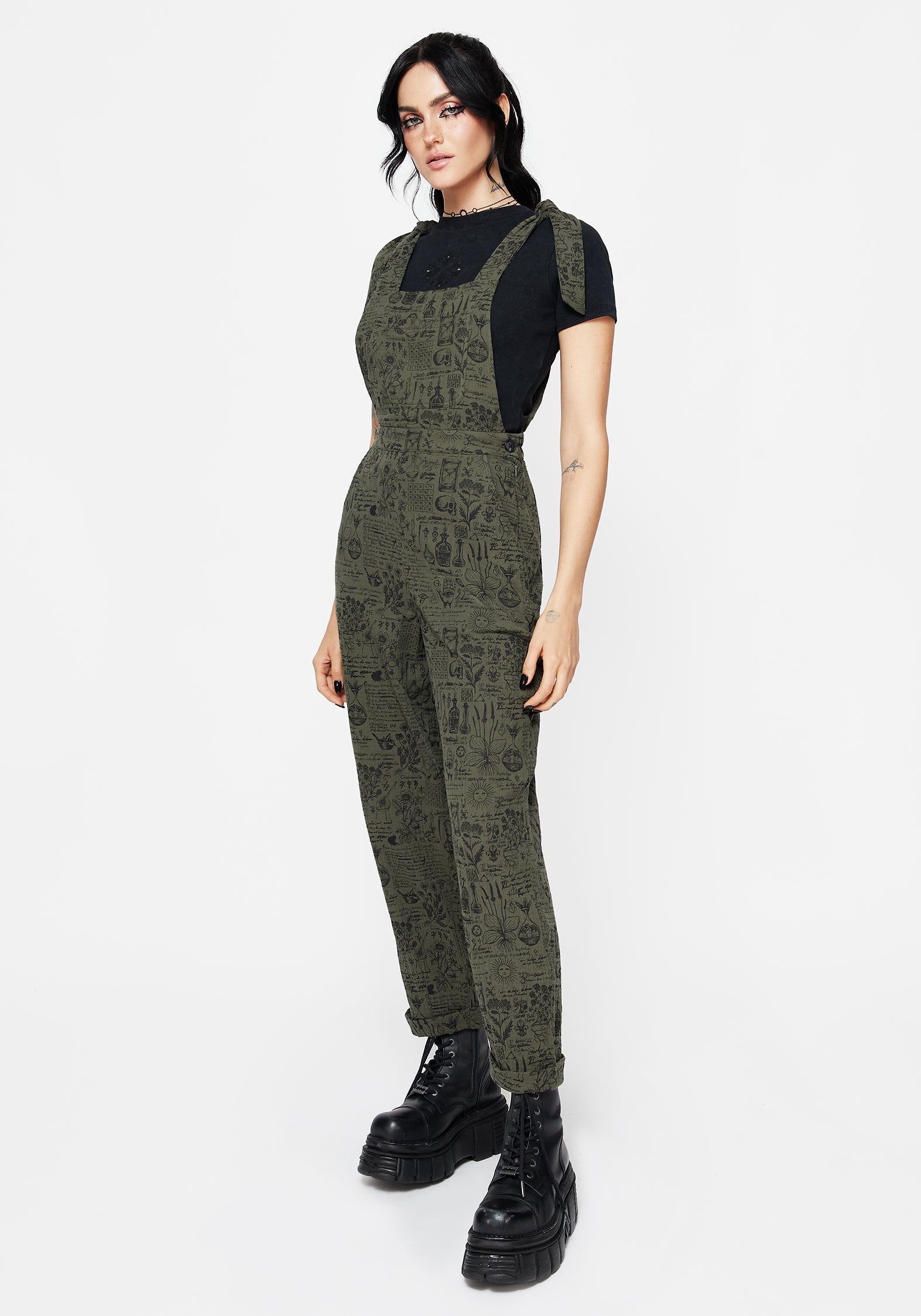 Floral Cotton Jumpsuit with Tie Detail & Pockets | Taddea