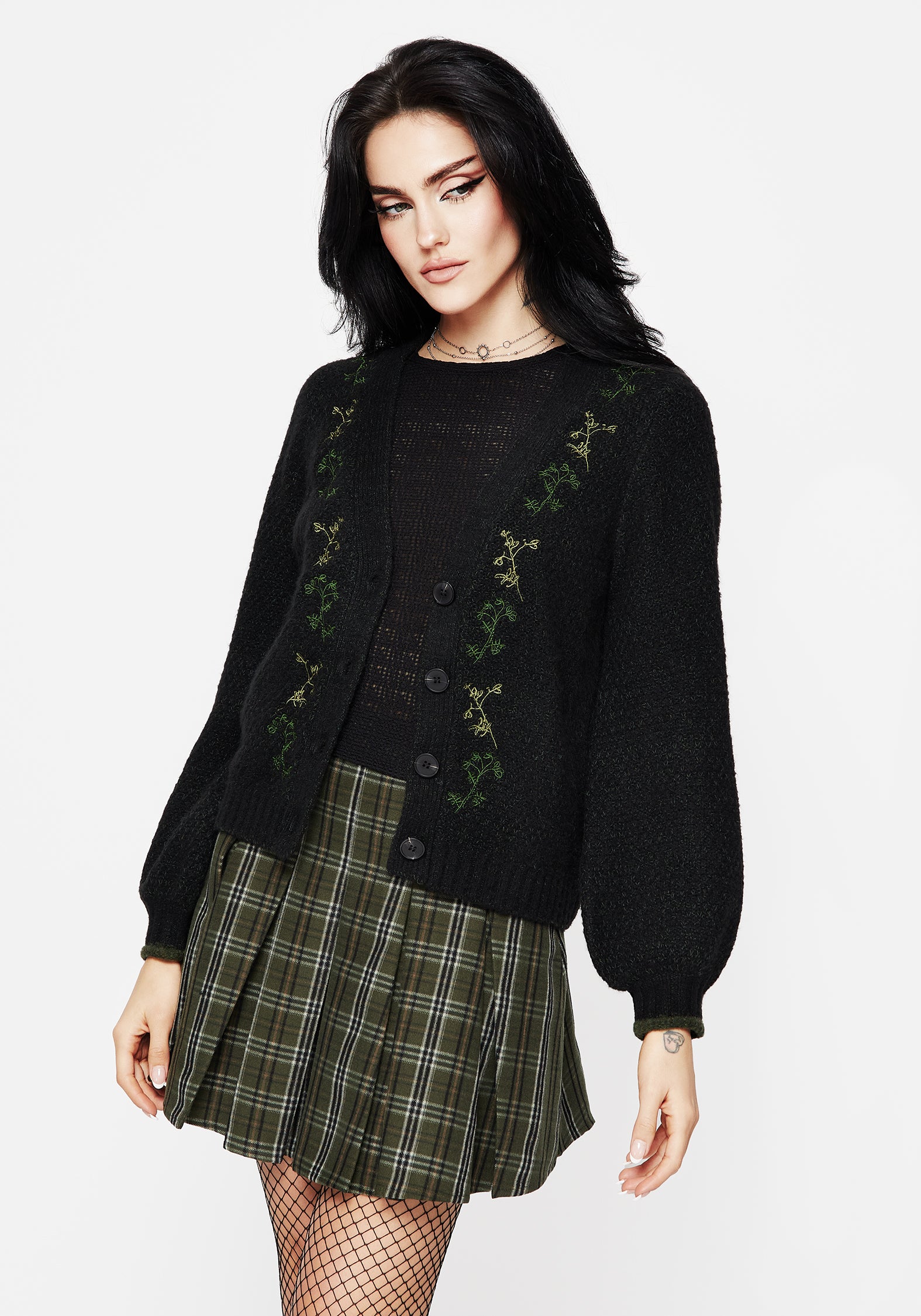 Embroidered Knit Crop Cardigan with Floral Design | Dawsonia