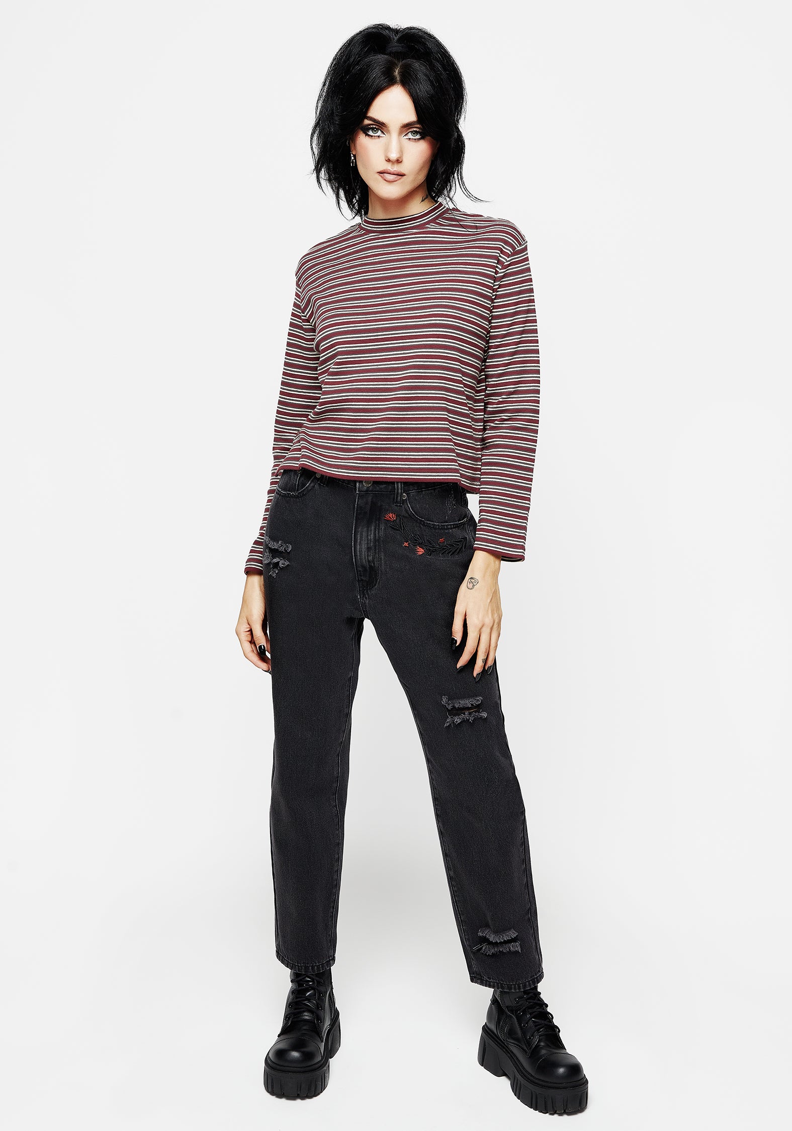 Striped Long Sleeve Crop Tee with Boxy Fit & Side Splits | Calliophis