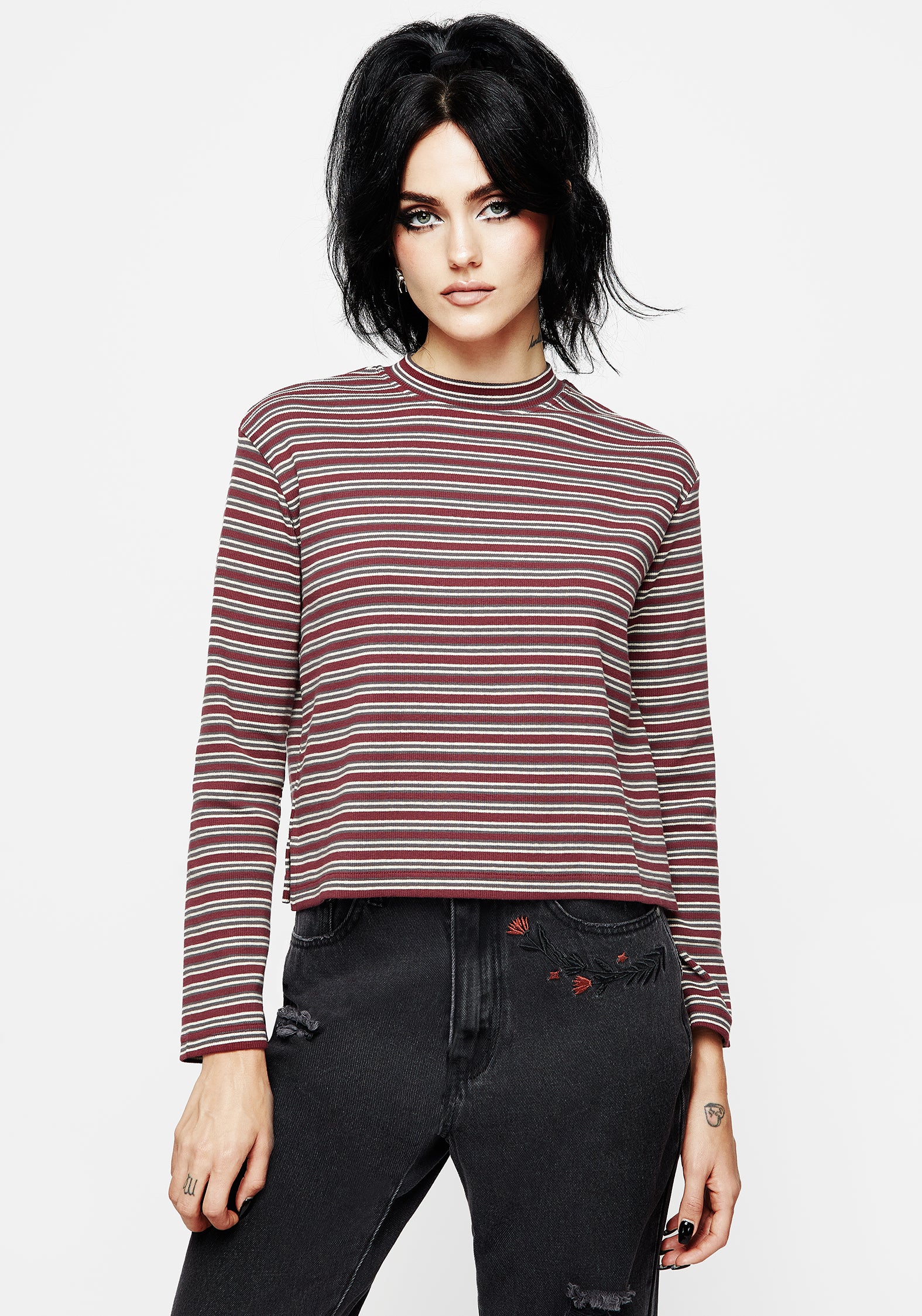 Striped Long Sleeve Crop Tee with Boxy Fit & Side Splits | Calliophis