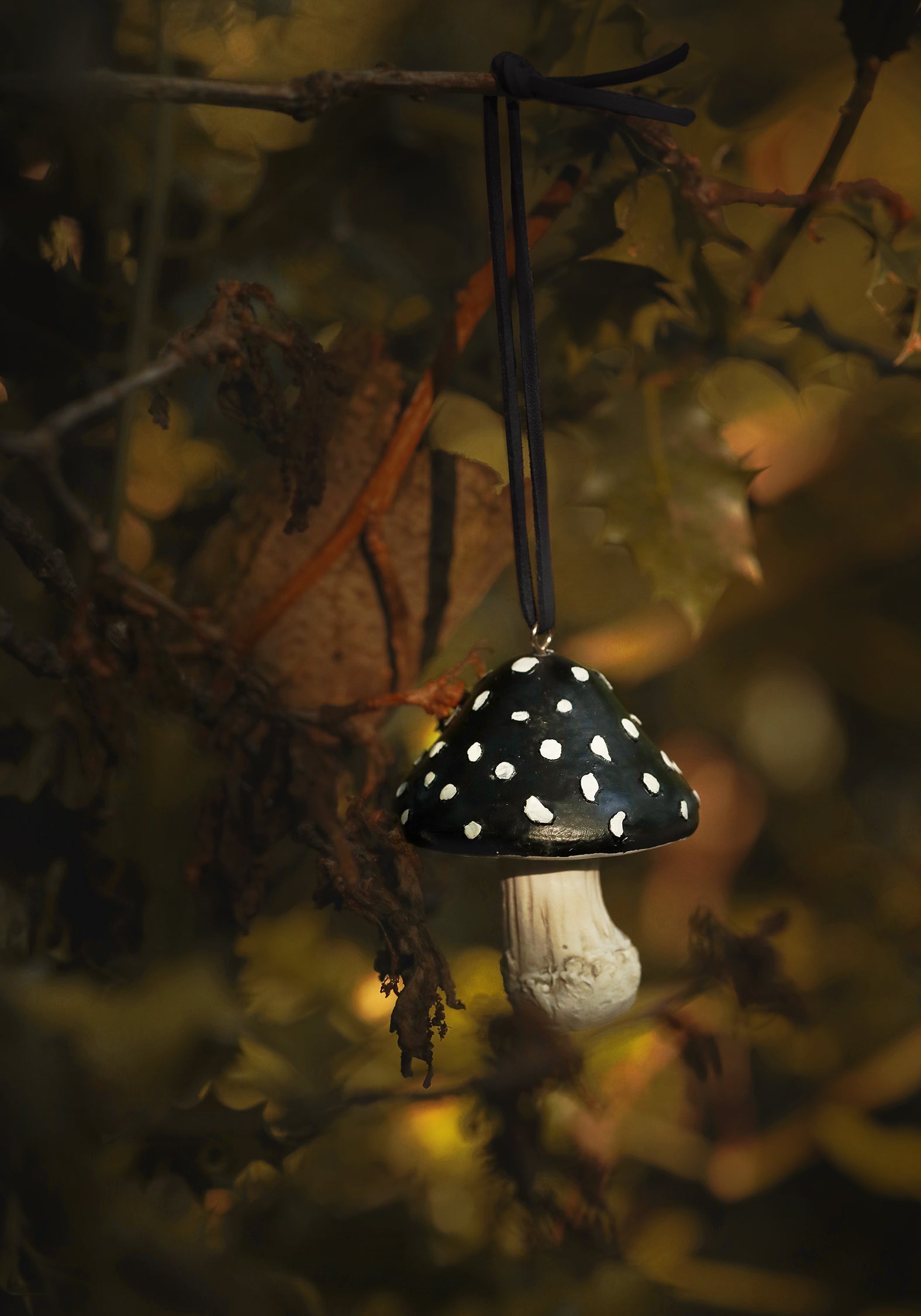 Black Toadstool Offering for Altars & Yule Trees | Resin Decor