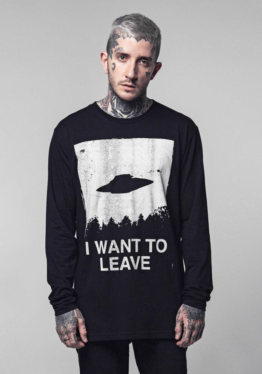 UFO Print Long Sleeve T-Shirt 'I Want To Leave' | Soft Cotton Tee