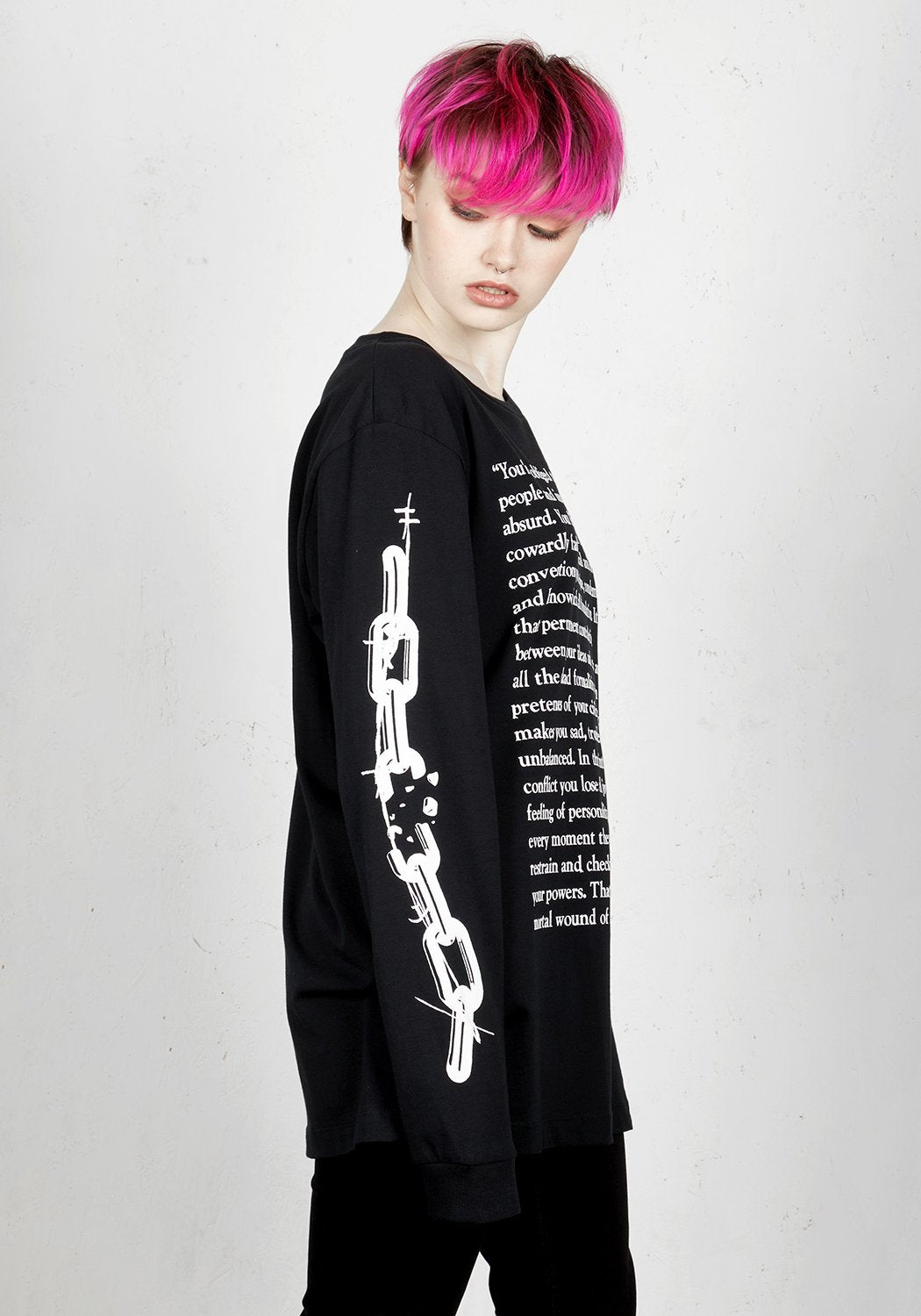 Black Long Sleeve Tee with Slogan & Chain Design | Torture Garden