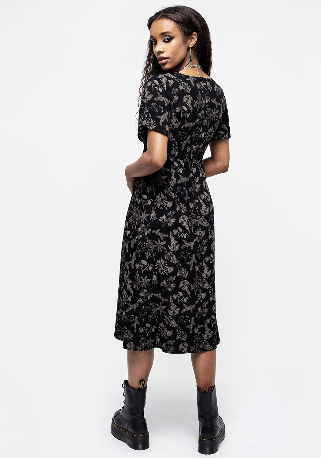 Black Poisonous Plants Midi Dress with V-Neck & Flowy Sleeves