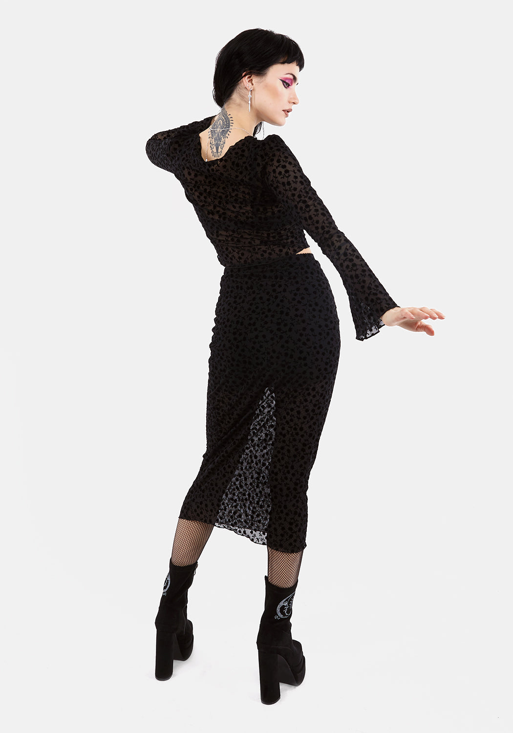 Flocked Mesh Midi Skirt with Elastic Waist & Lettuce Hem | Lovespell