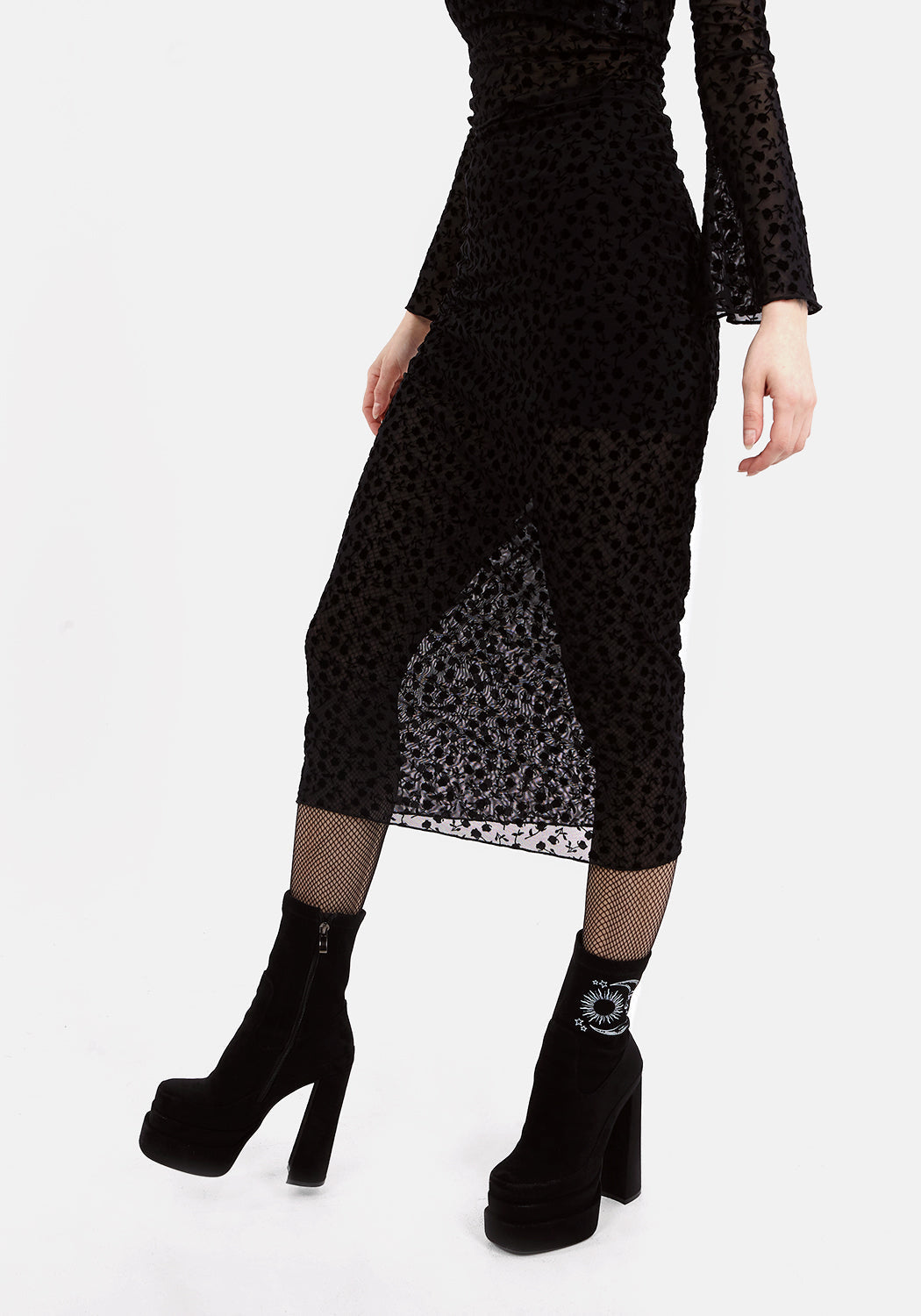 Flocked Mesh Midi Skirt with Elastic Waist & Lettuce Hem | Lovespell