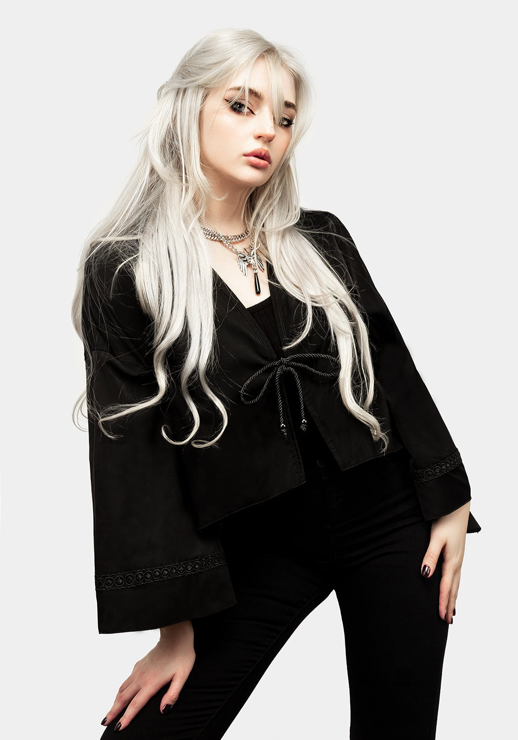 Embroidered Short Kimono with Loose Fit & Rope Tie | Alchemy