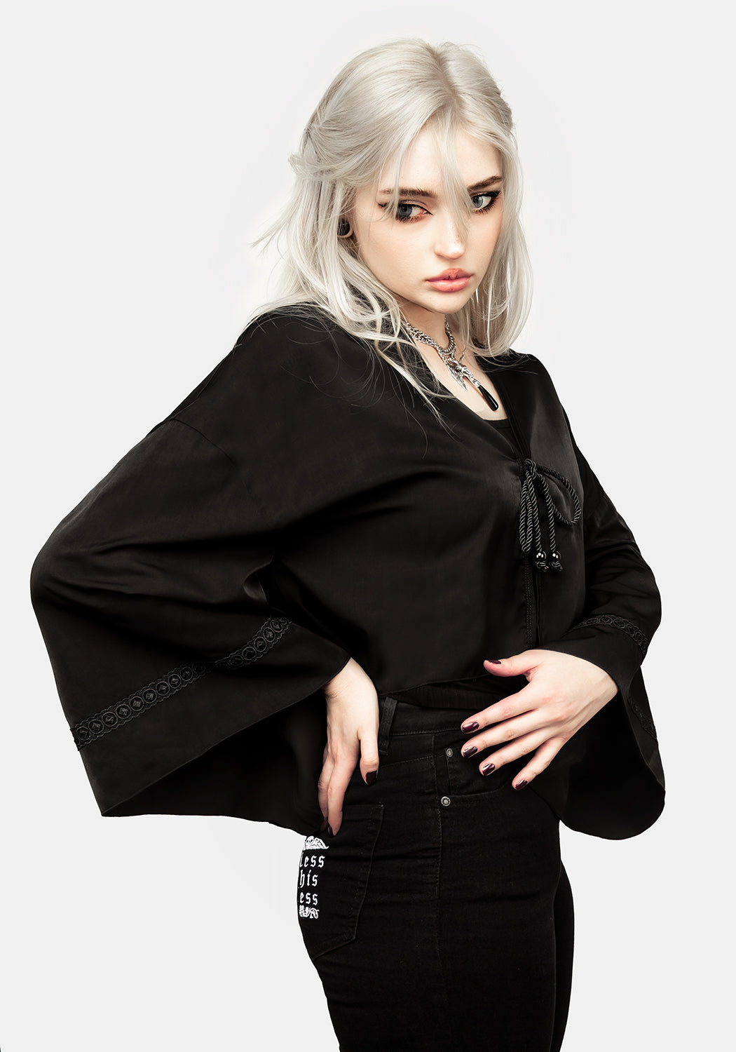 Embroidered Short Kimono with Loose Fit & Rope Tie | Alchemy