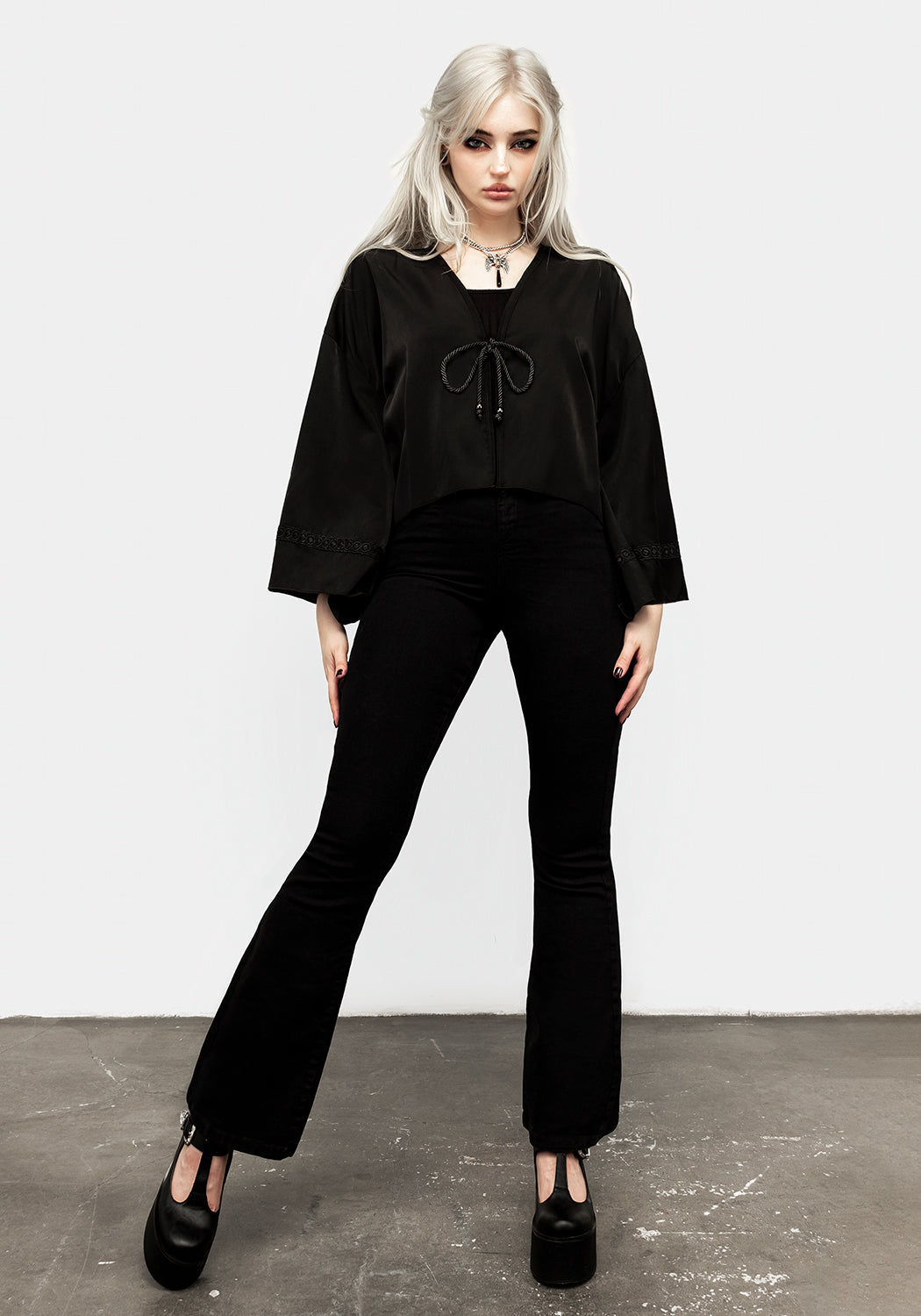 Embroidered Short Kimono with Loose Fit & Rope Tie | Alchemy