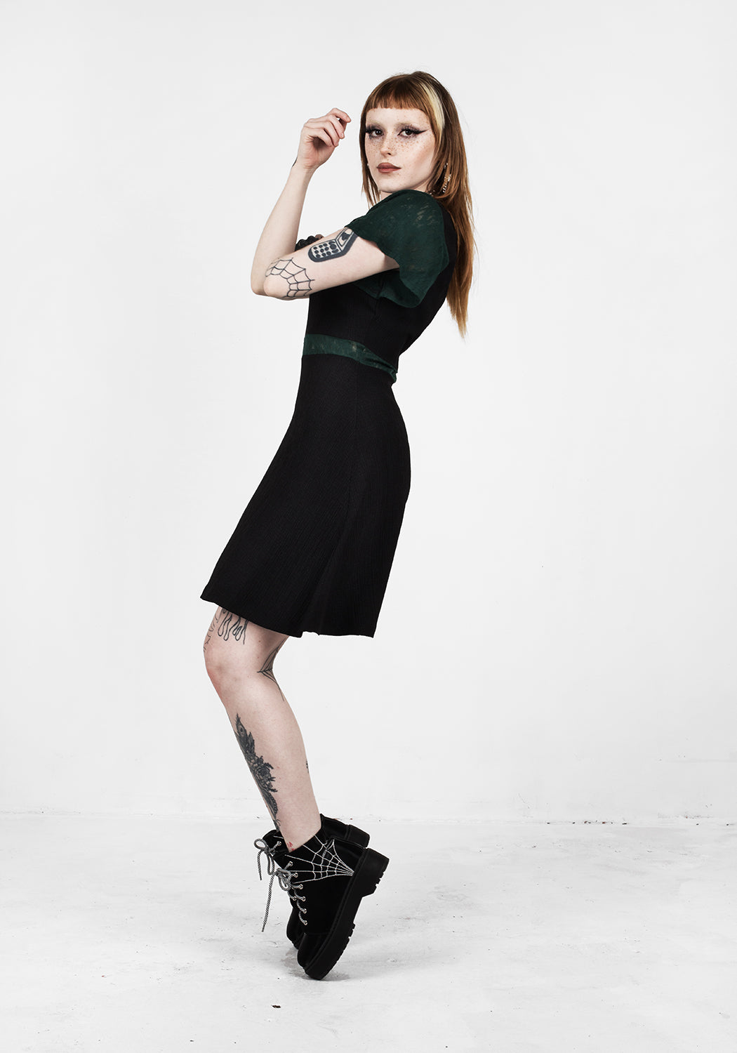 Dark Green Lace Midi Dress with V-Neck & Flutter Sleeves | FAE