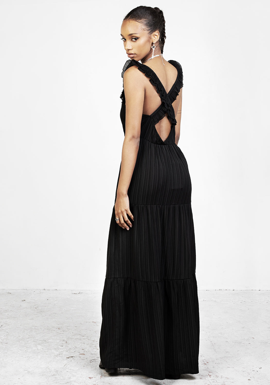 Black Cross Back Maxi Dress with Ruffled Straps | Mayqueen