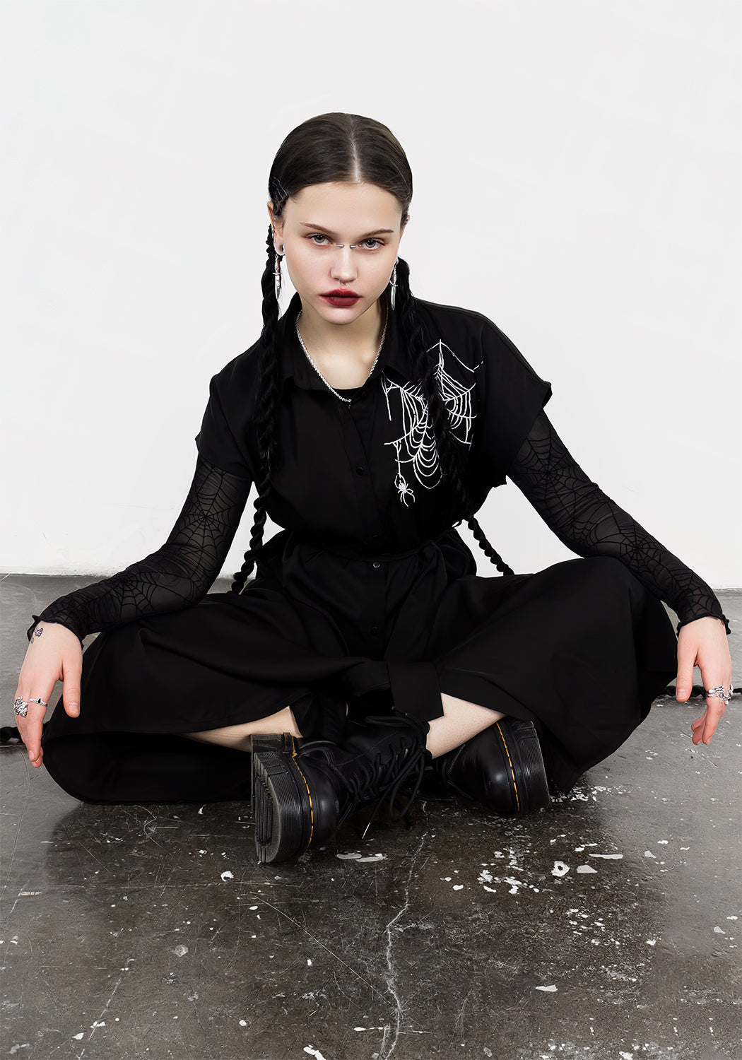 Black Relaxed Midi Shirt Dress with Spider Embroidery | Widow