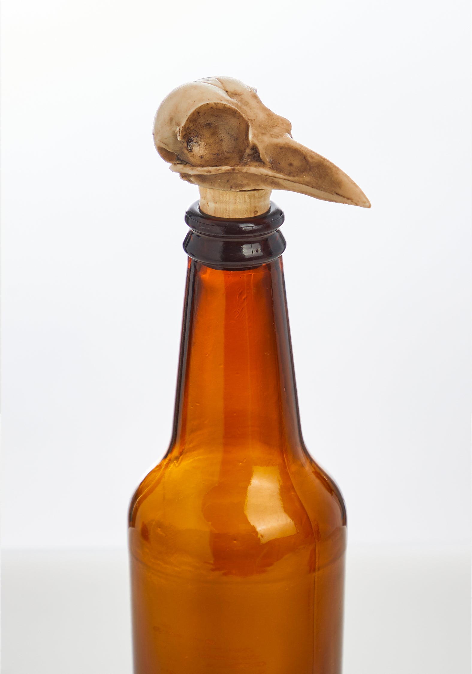 Raven Skull Bottle Stopper - Ornate Cork Stopper for Wine & Liquor | Gothic Decor