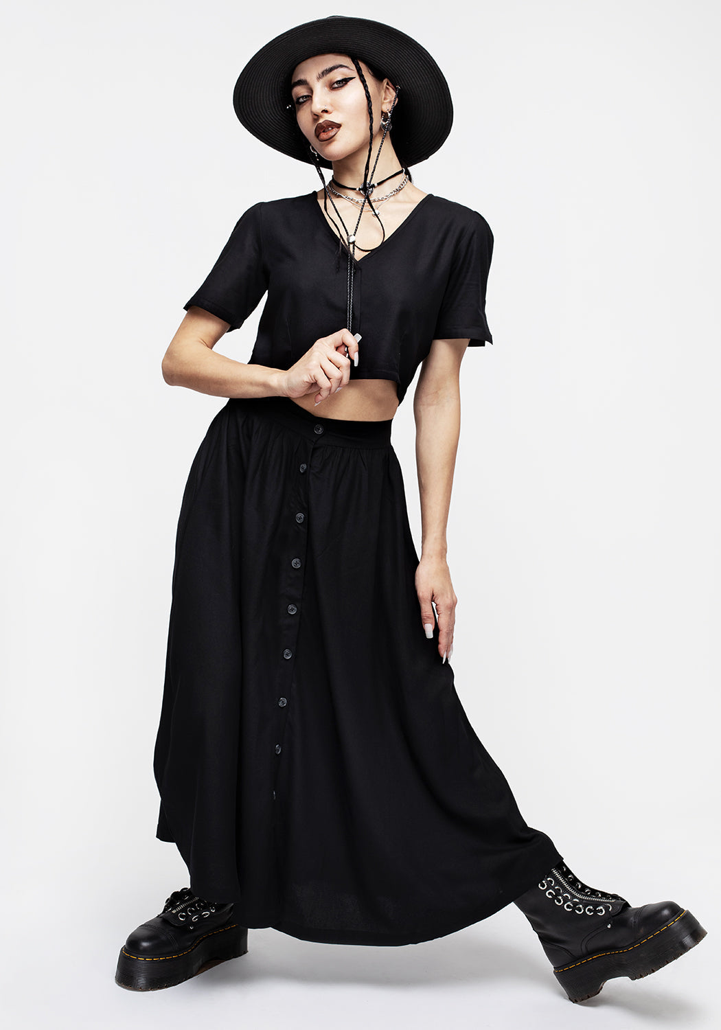 Black Button-Down Midi Skirt with Elastic Waist | Maidenhair