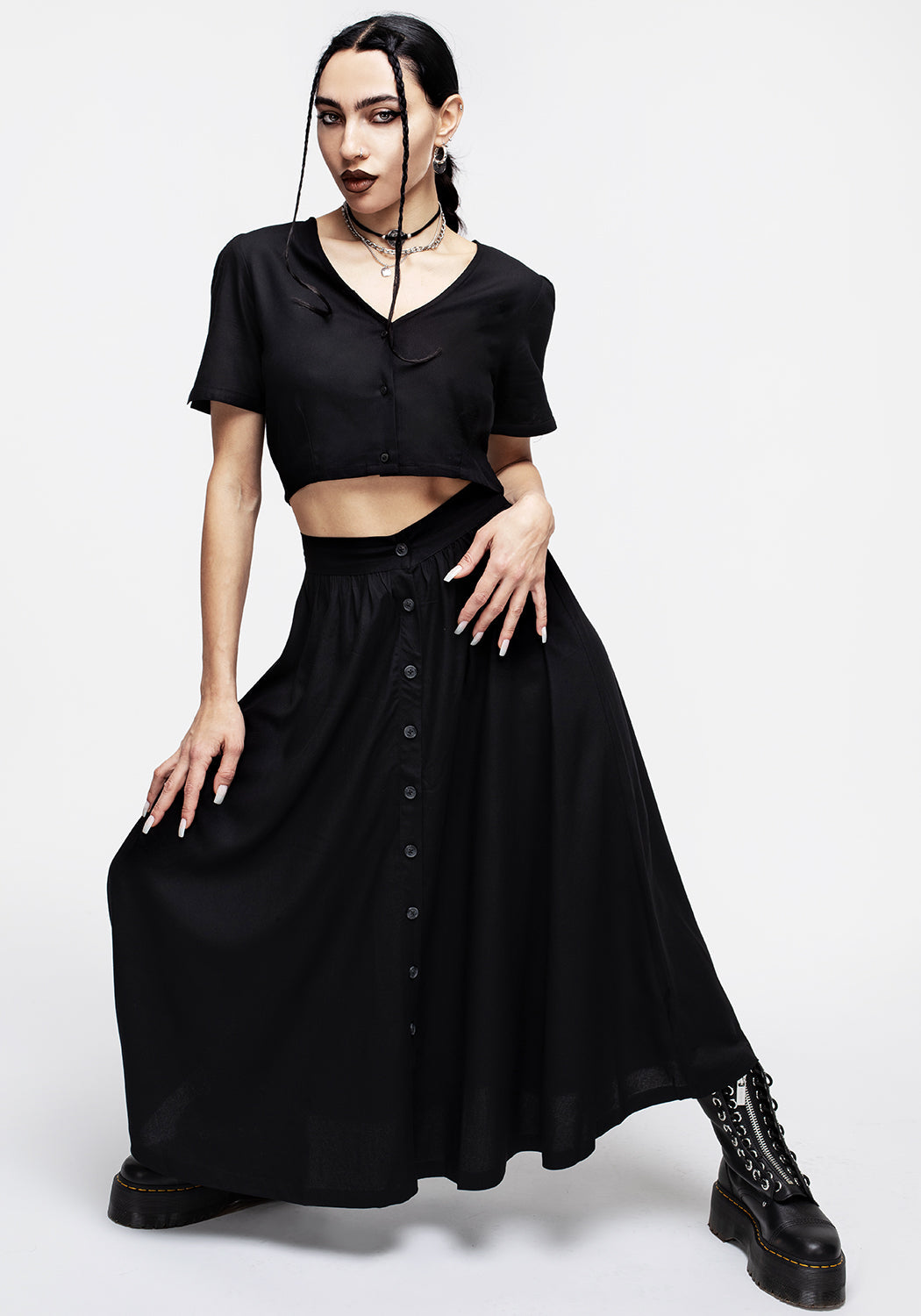 Black Button-Down Midi Skirt with Elastic Waist | Maidenhair