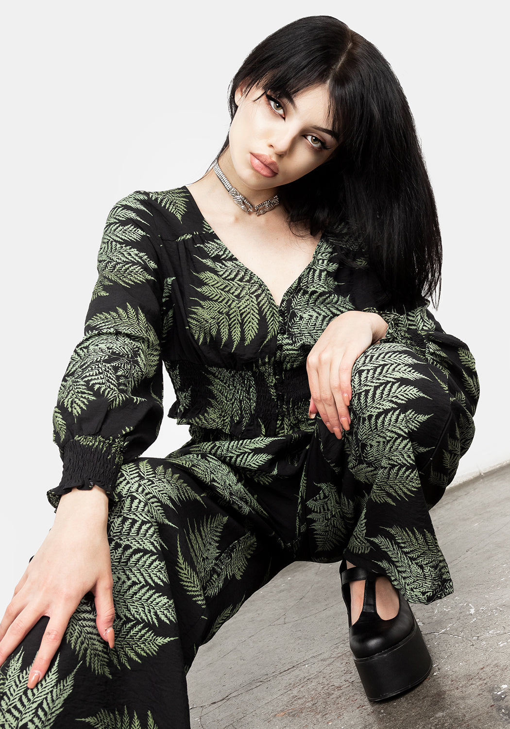 Long Sleeve Fern Print Crop Top with V-Neck | Flowy Shirred Blouse