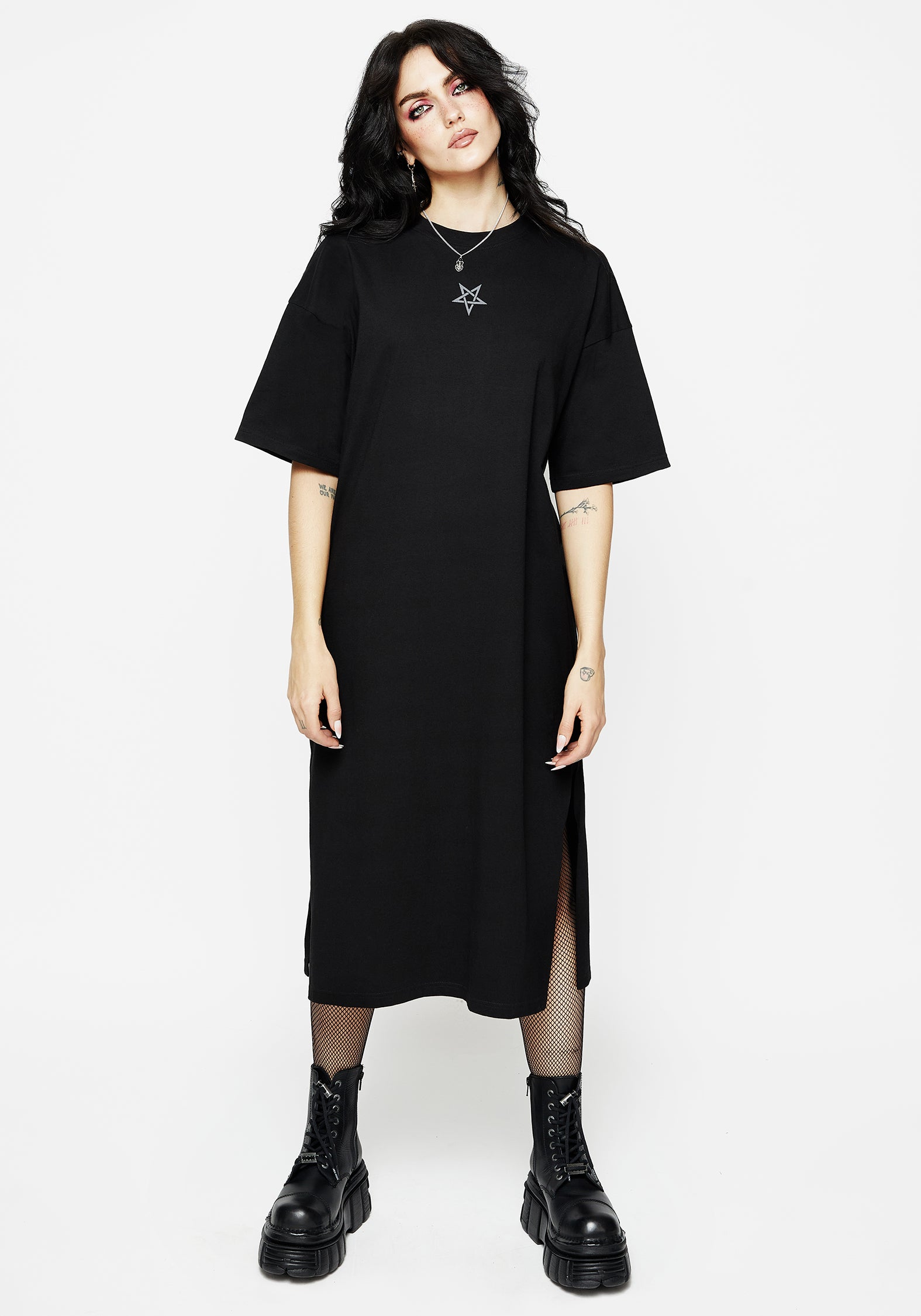 Black Graphic Midi Tee Dress with Pentagram Print | Time Flies