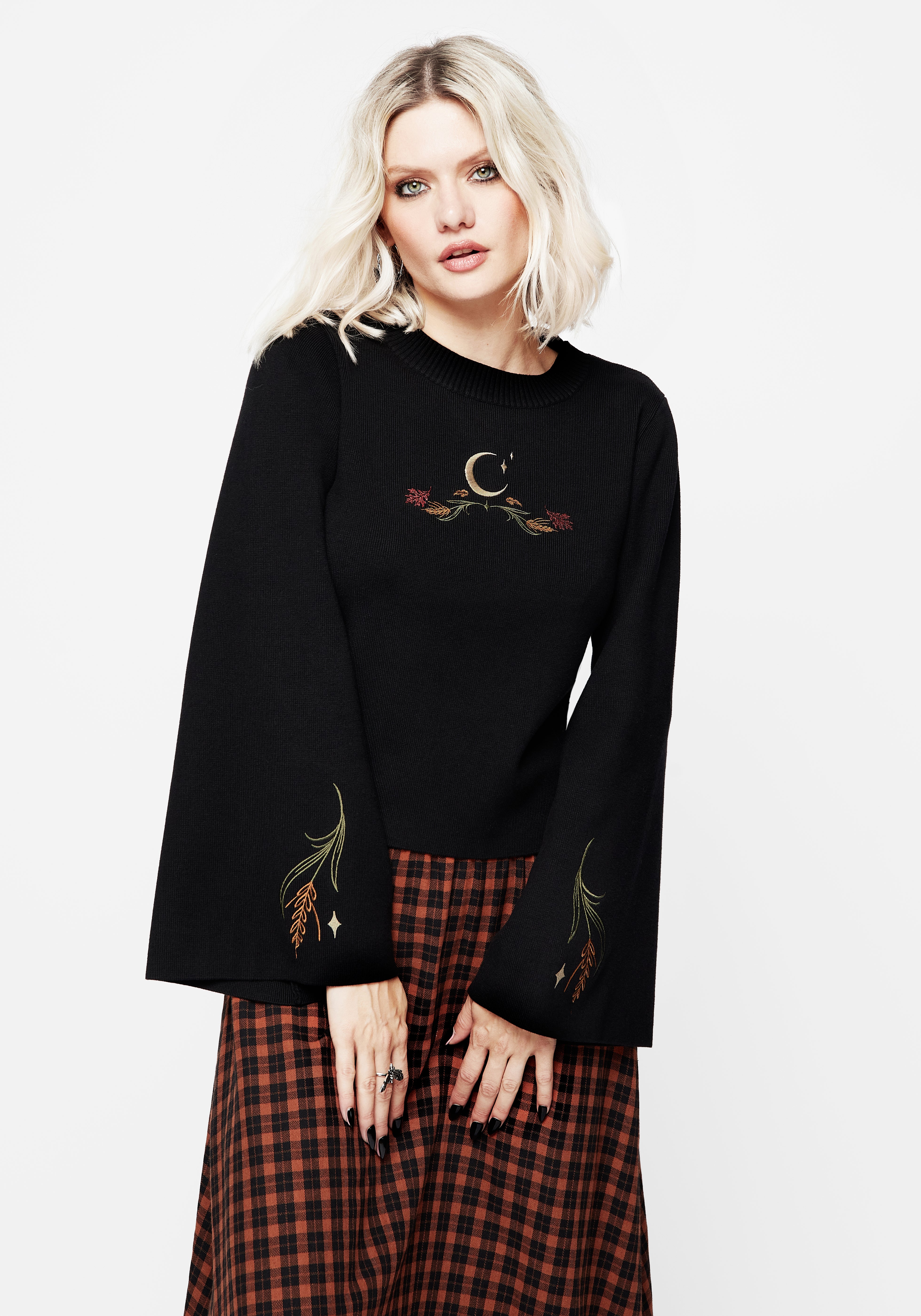 Embroidered Flare Sleeve Knit Sweater with Autumn Leaves | Autumnus