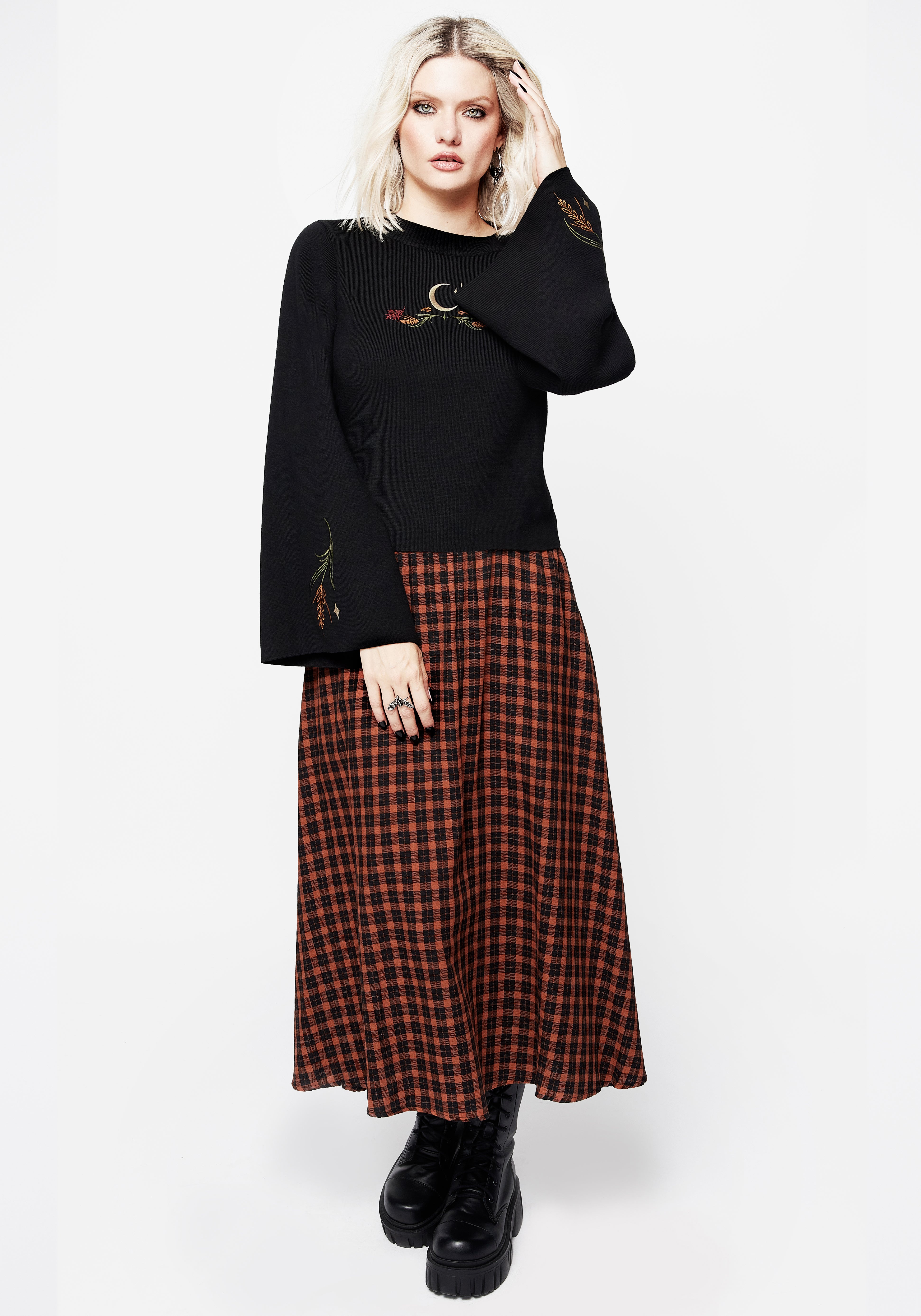 Embroidered Flare Sleeve Knit Sweater with Autumn Leaves | Autumnus