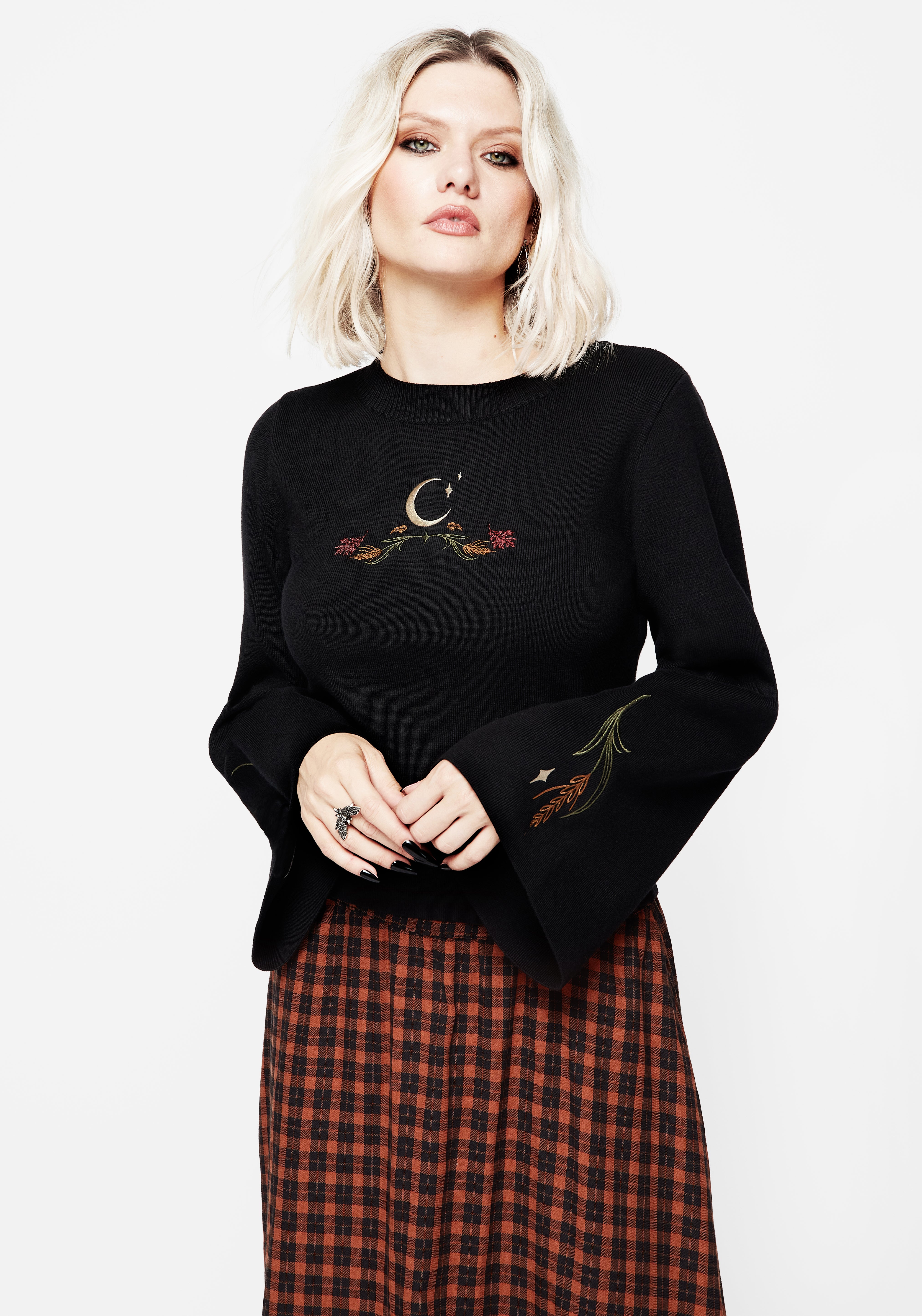 Embroidered Flare Sleeve Knit Sweater with Autumn Leaves | Autumnus