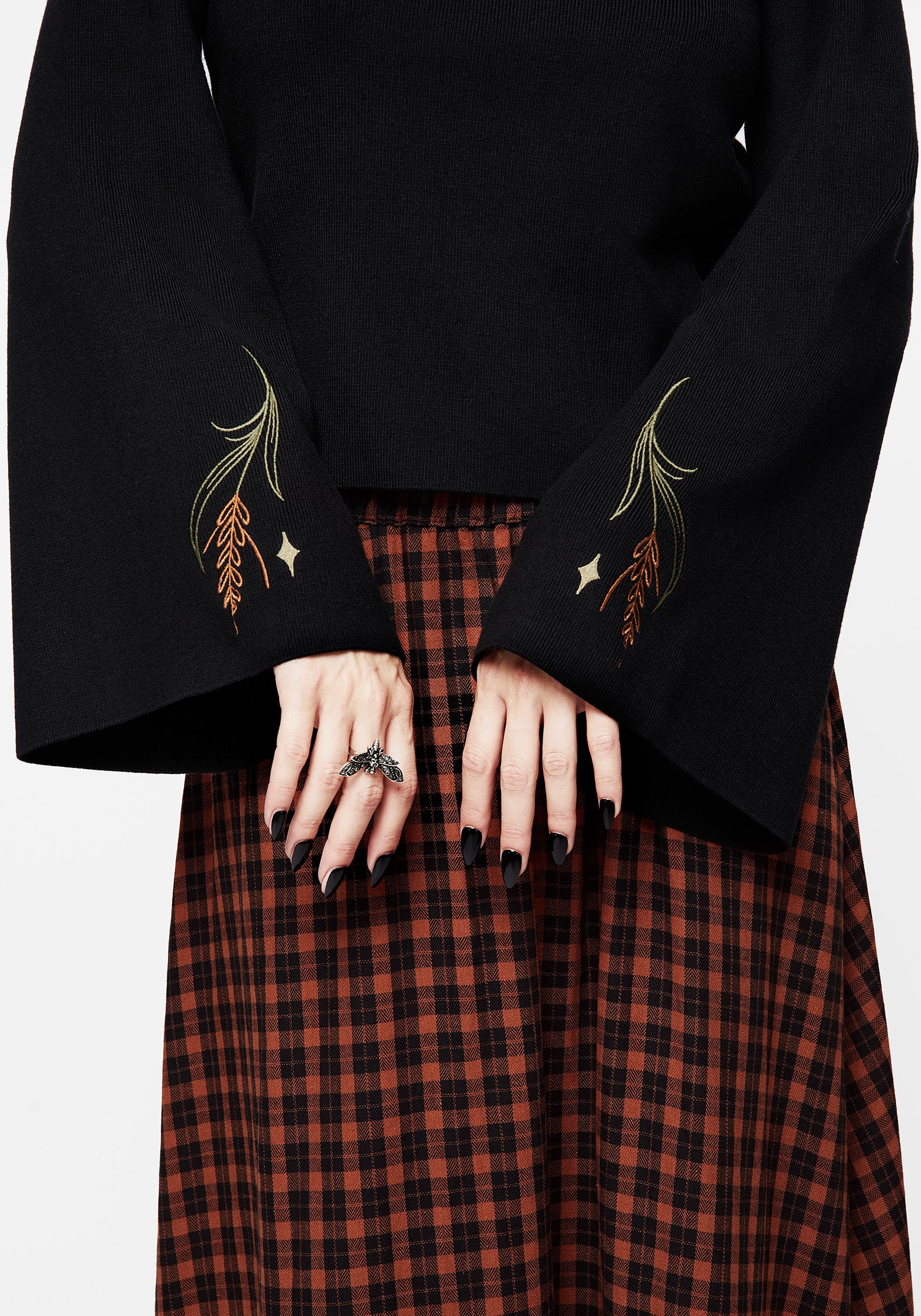 Embroidered Flare Sleeve Knit Sweater with Autumn Leaves | Autumnus