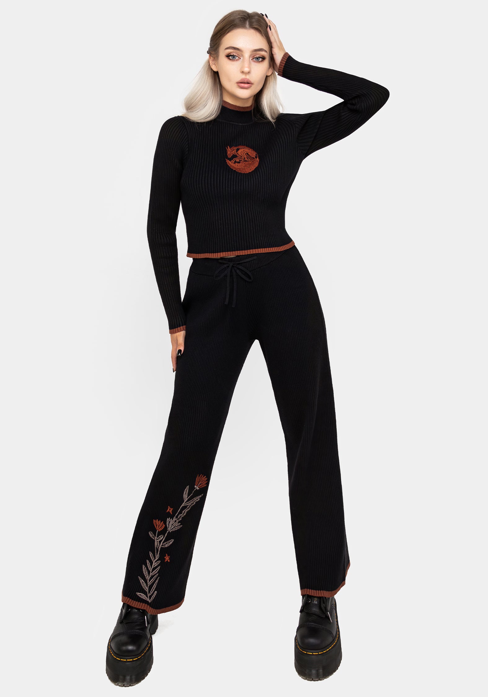 Embroidered Knit Sweatpants with High-Rise Waist | Foxfire