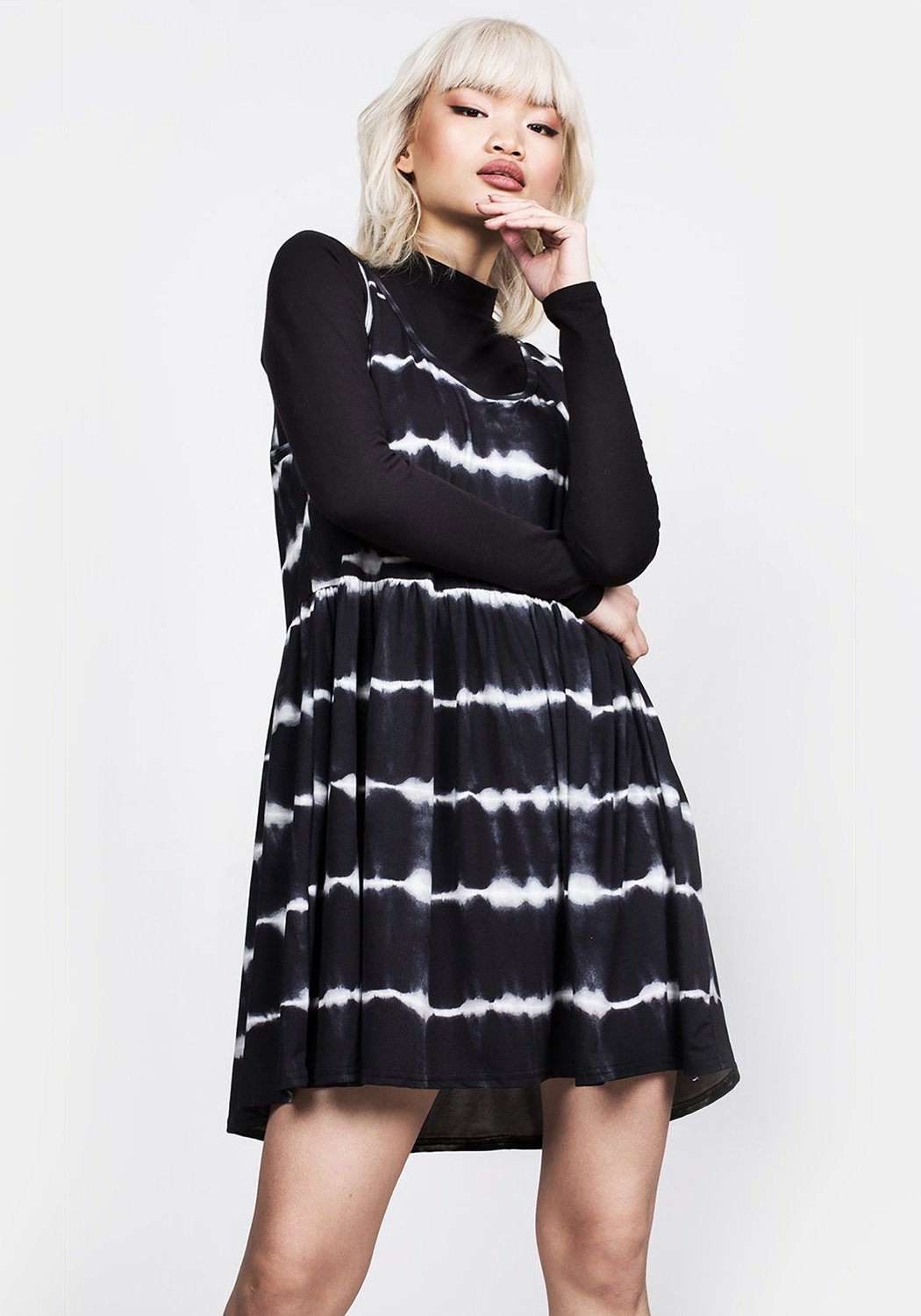 Tie-Dye Skater Dress with A-Line Skirt & Gathered Waist | Neuron