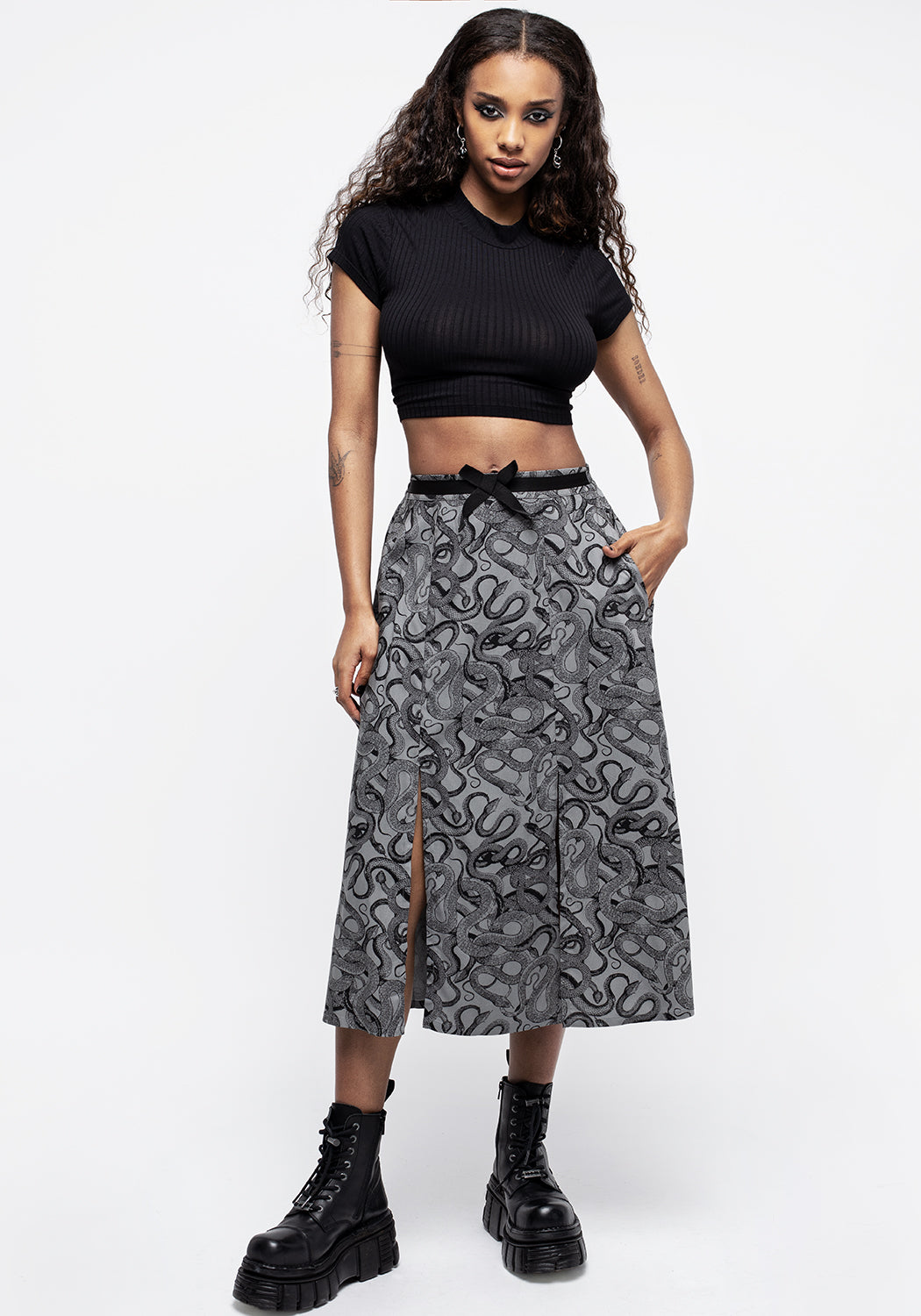 Snakes Print Midi Skirt with Front Split & Pockets | Ophidia