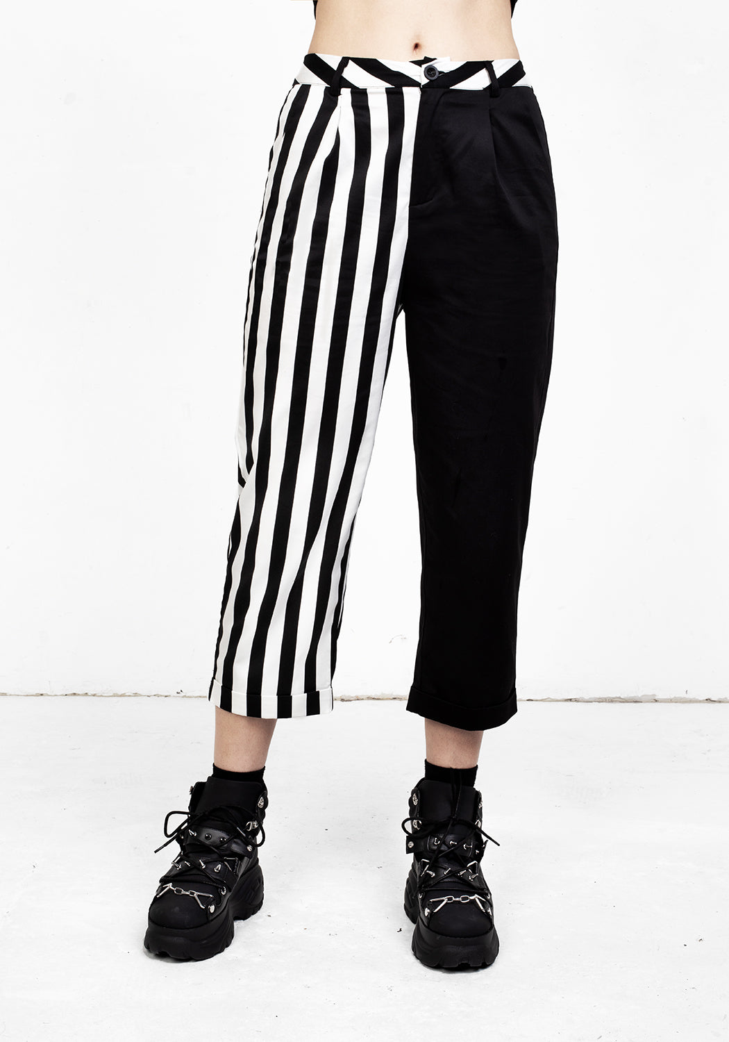 Contrast Stripe Suit Pants with Stretch Fabric | GHOSTTOWN