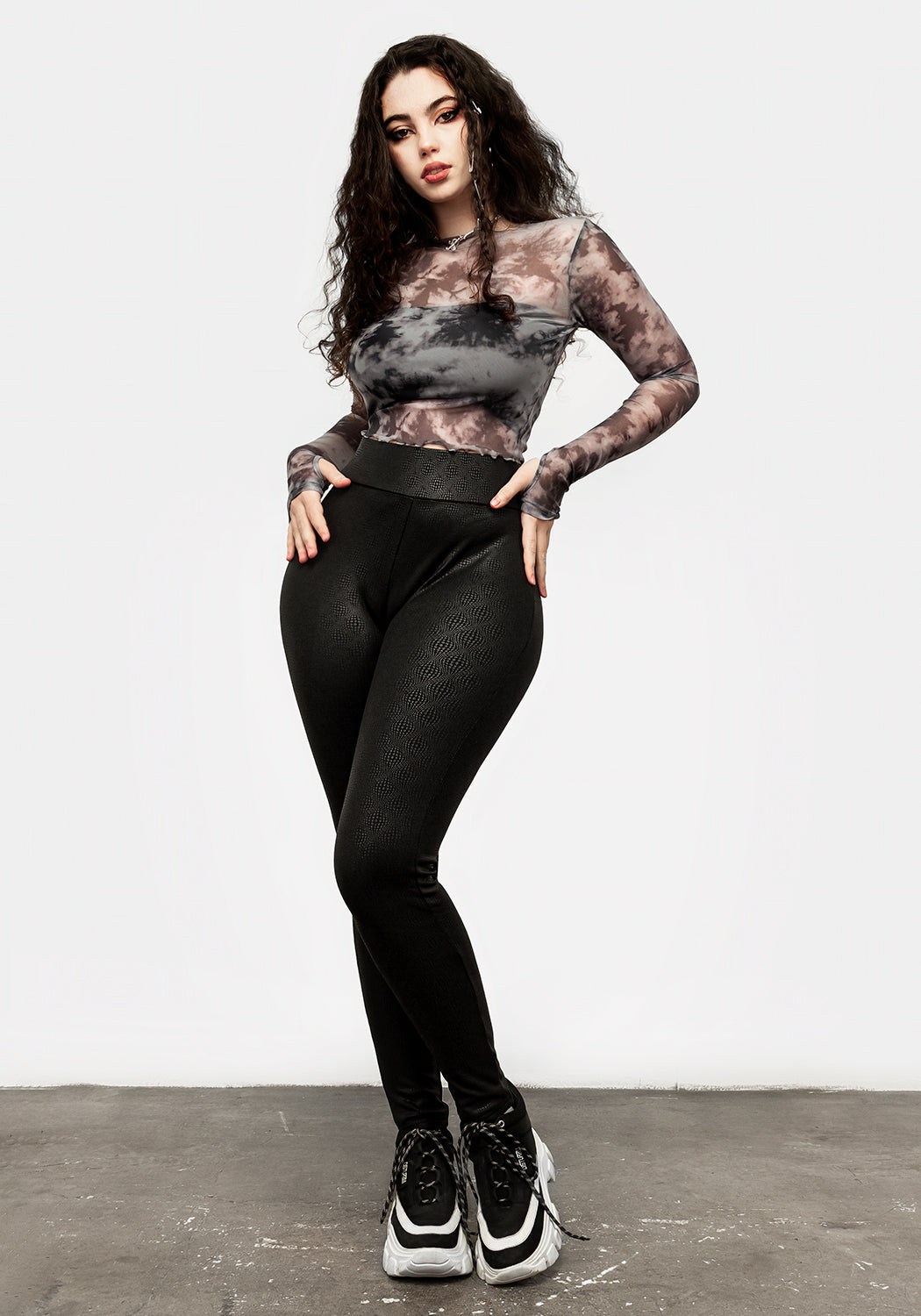 Stretchy Black Graphic Leggings with Wide Waistband | KURAKURA