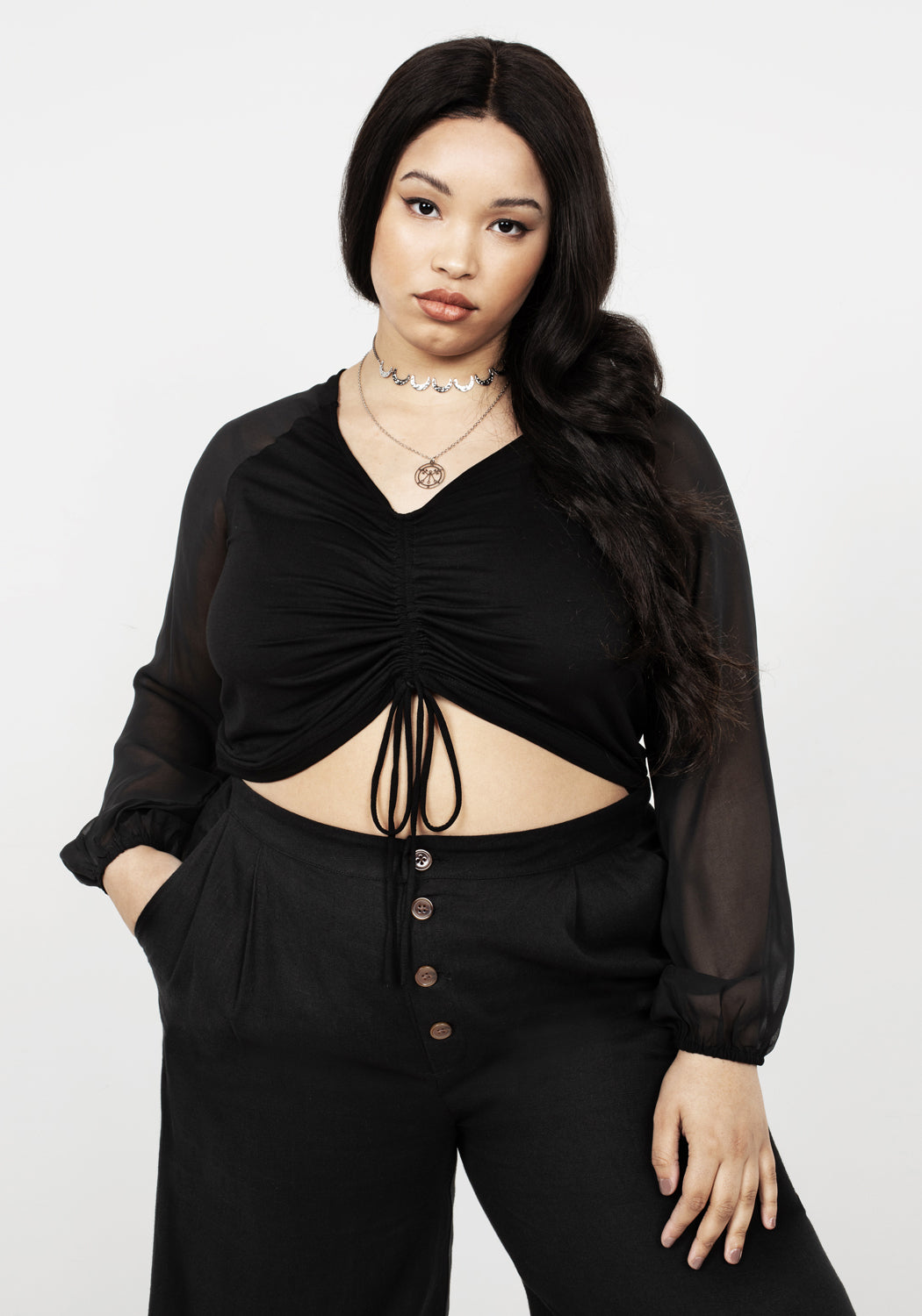 Wide-Leg Crop Trousers with High Waist & Pockets | Mildred