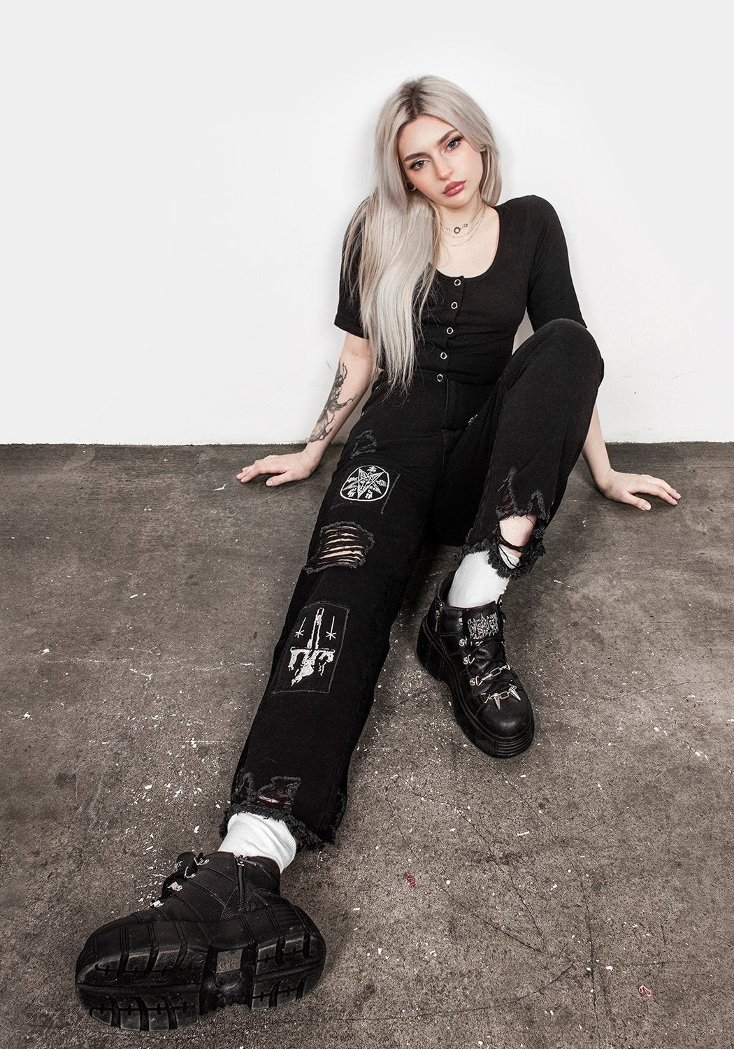 Distressed Black Mom Jeans with Patches & Embroidery | Black Arts