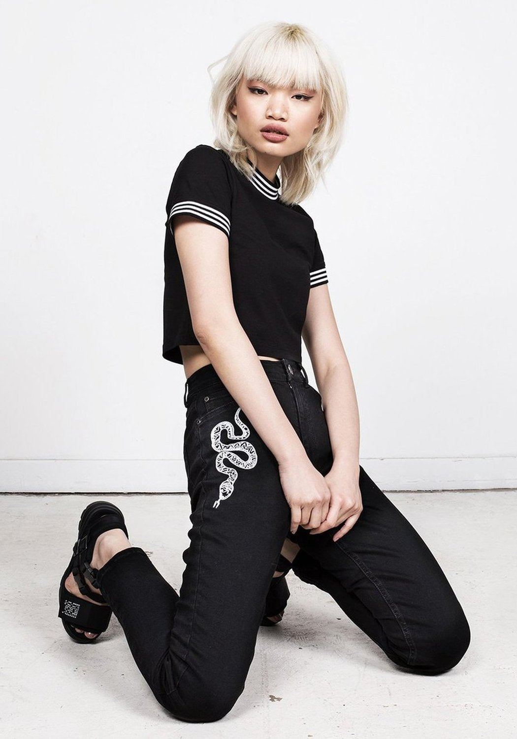 Slim Fit High-Waisted Jeans with Embroidery | Eden Jeans
