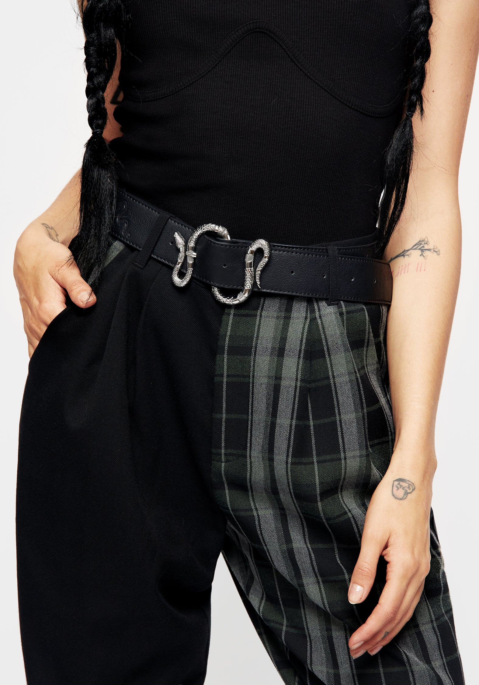 Snake Buckle Belt - Black Faux Leather Debossed Design | Mamba