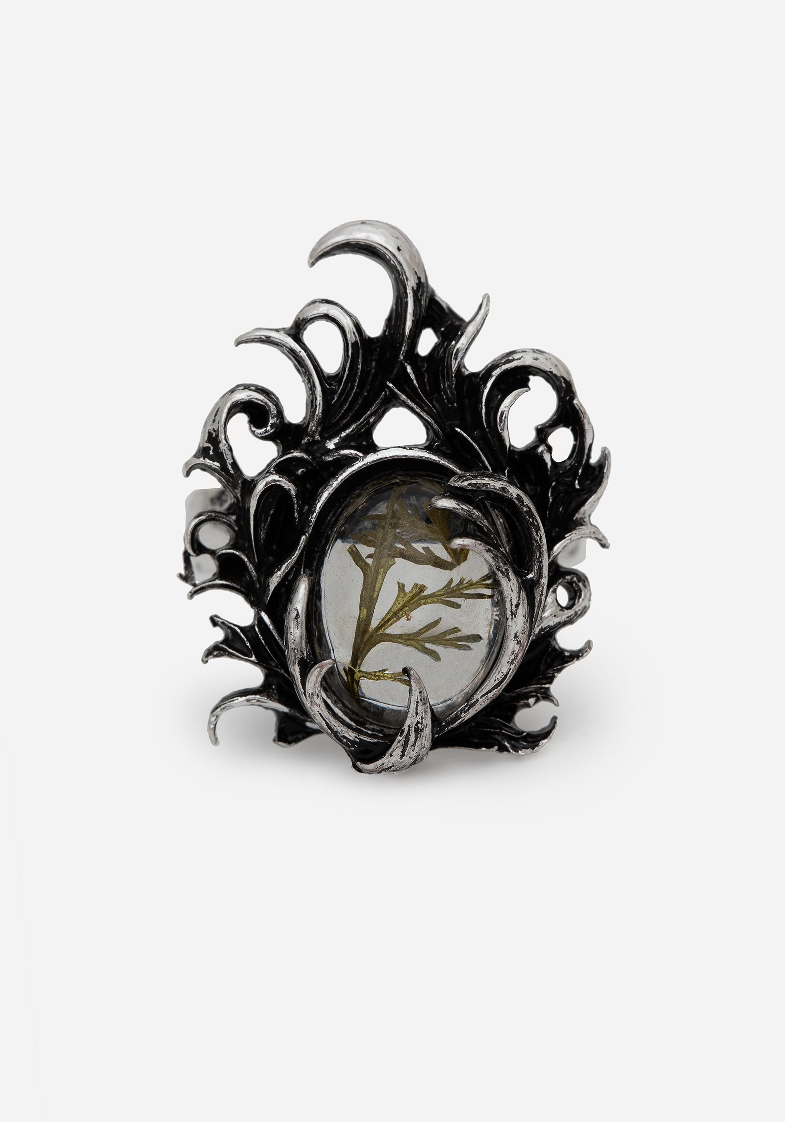 Silver Floral Ring with Trapped Flower in Resin | Marte