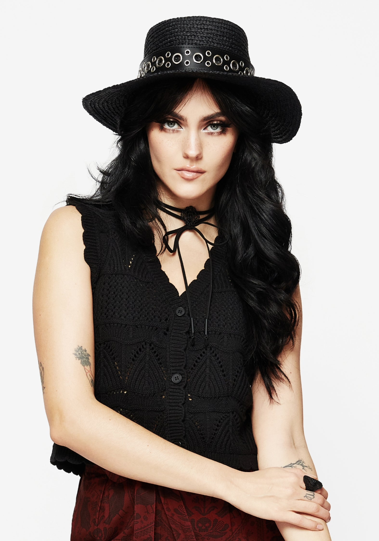 Belted Raffia Sun Hat with Eyelet Detail | Black Woven Wide Brim