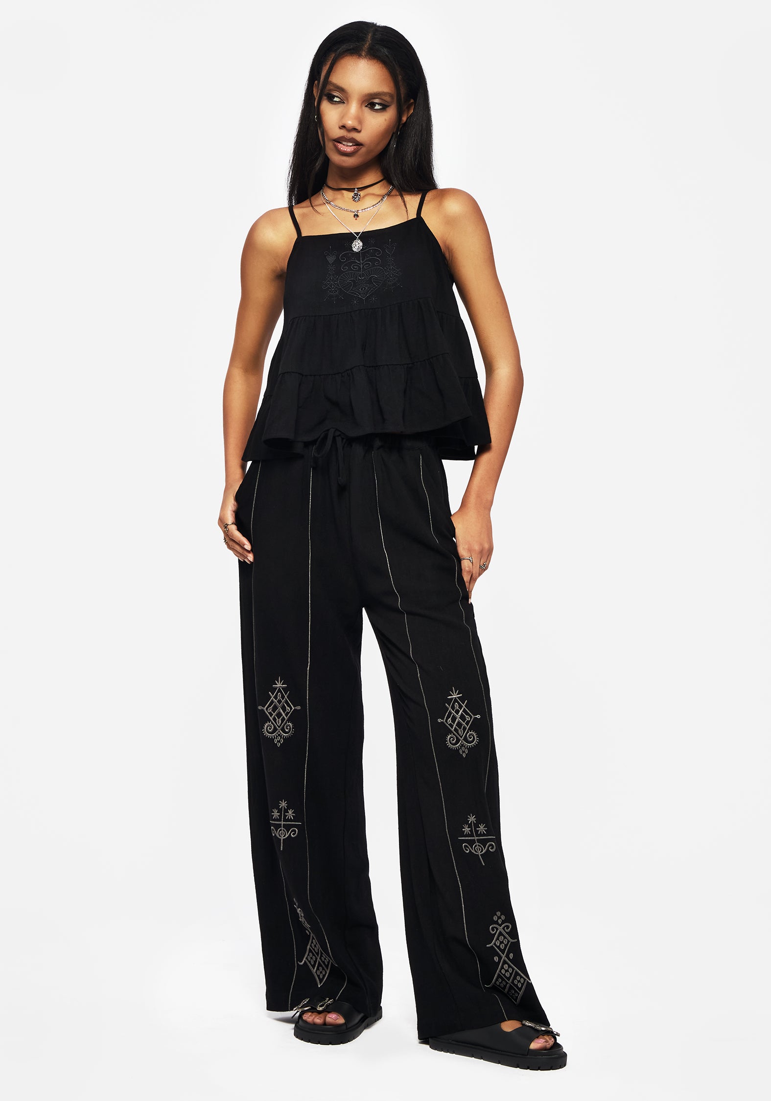 Linen-Blend Embroidered Cami Top with Tiered Detail | Cordata