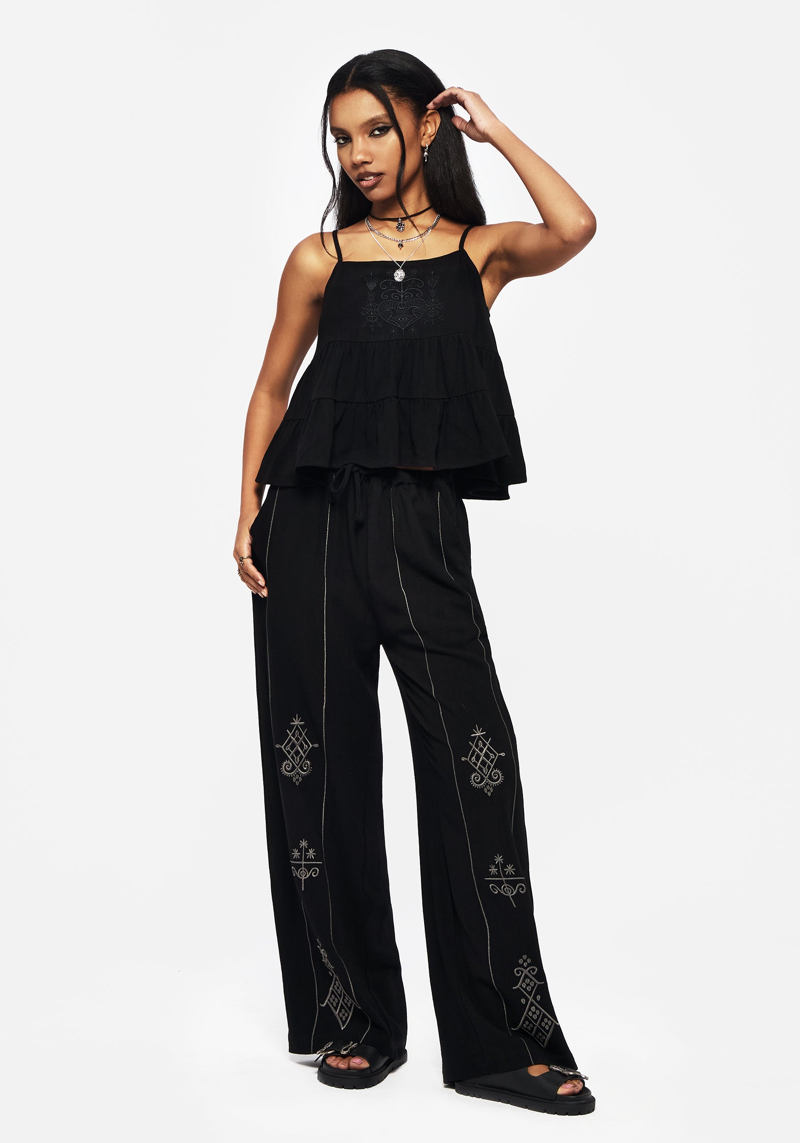 Linen-Blend Embroidered Cami Top with Tiered Detail | Cordata