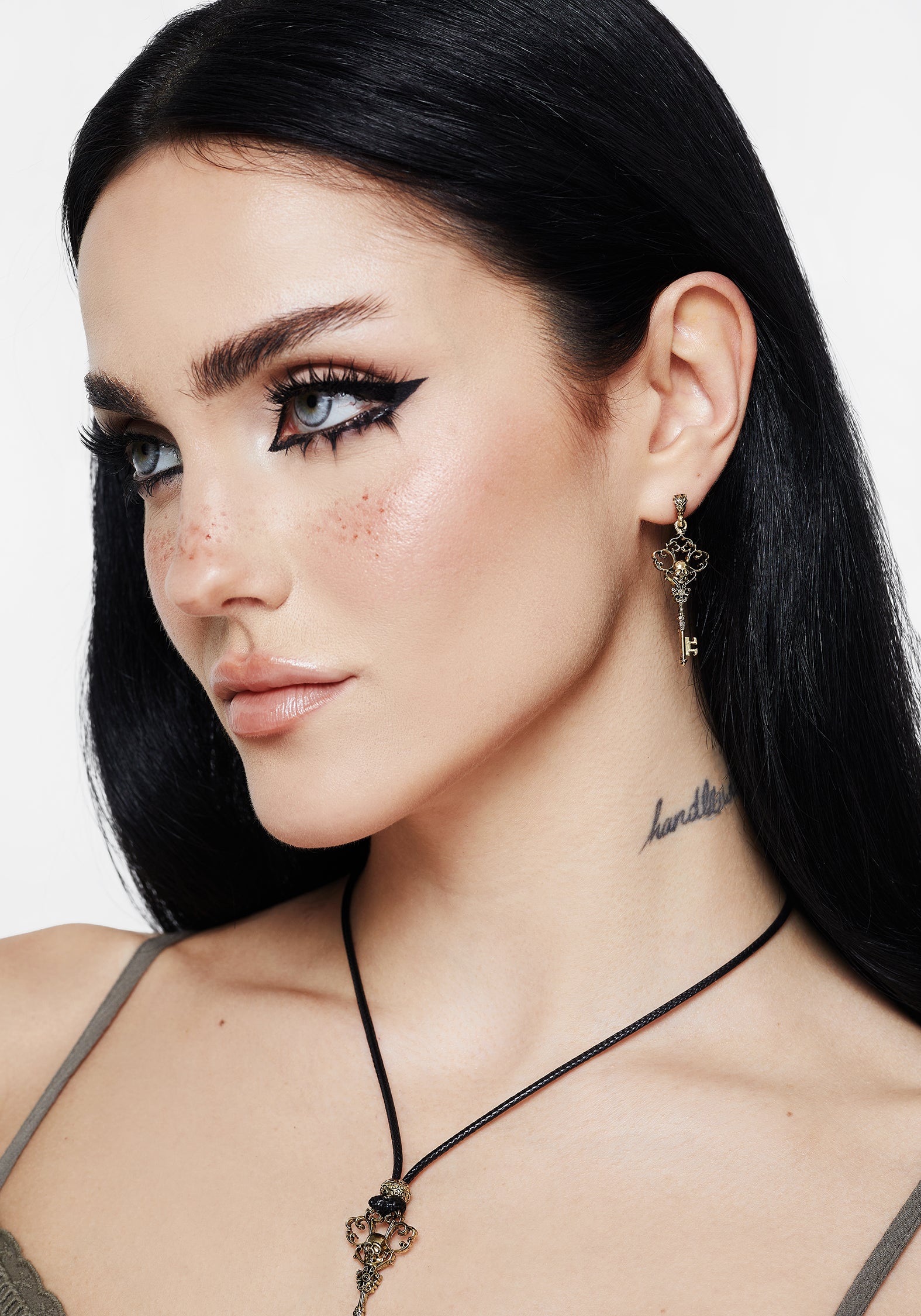 Gold Skull Key Earrings - Vintage Design | Genesta