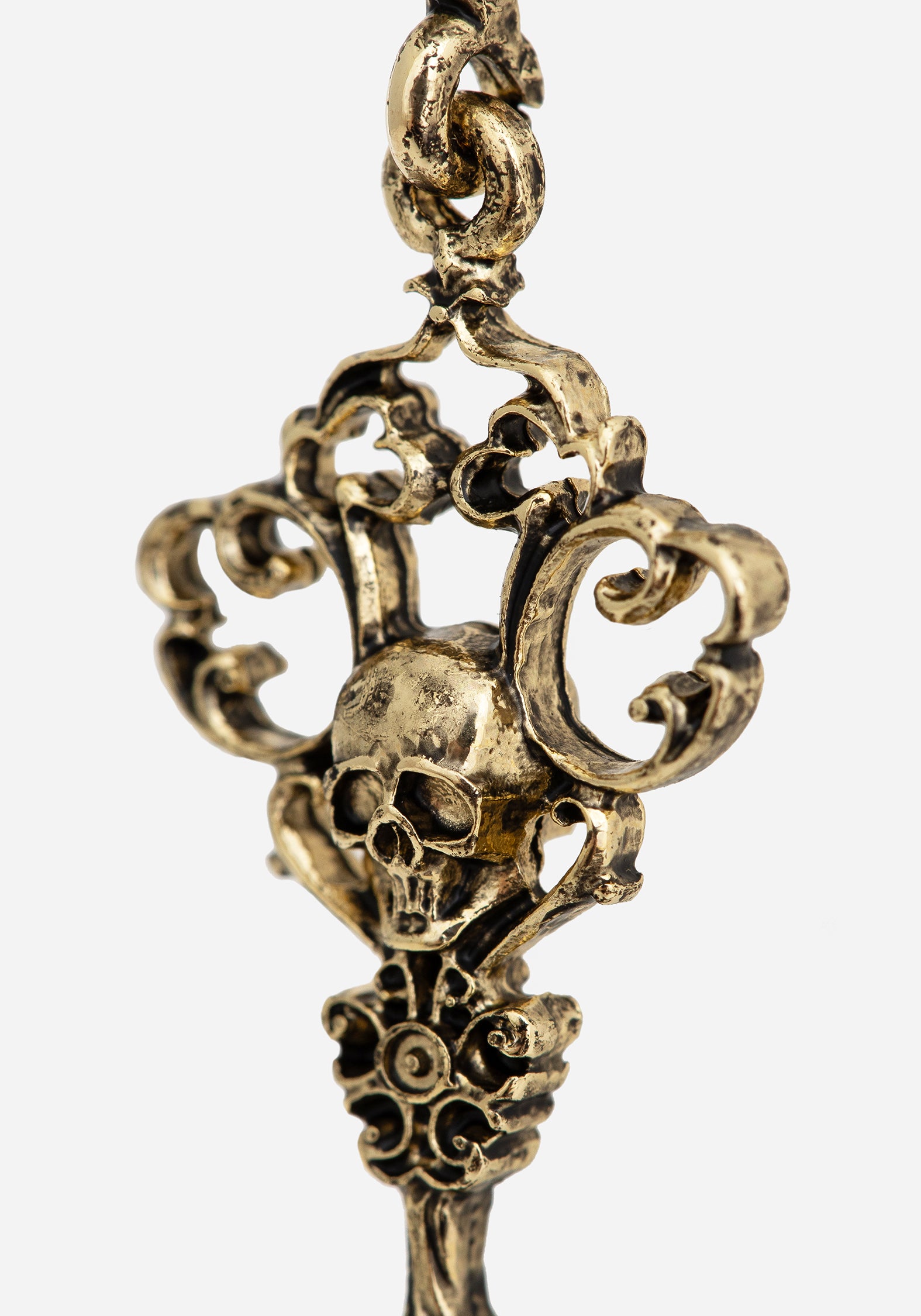 Gold Skull Key Earrings - Vintage Design | Genesta
