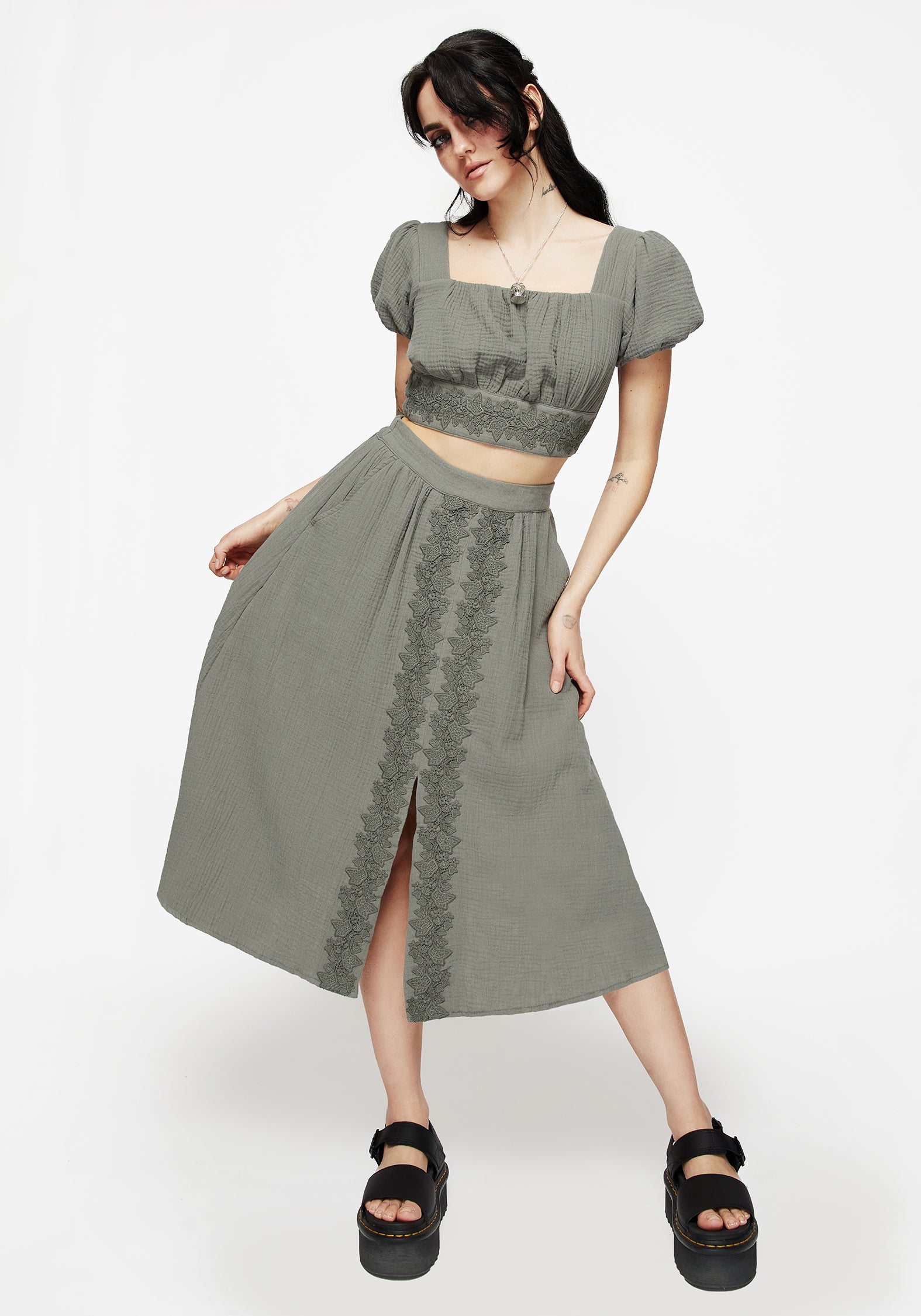 Green Cotton Midi Skirt with Ivy Applique & Side Pockets | Alder
