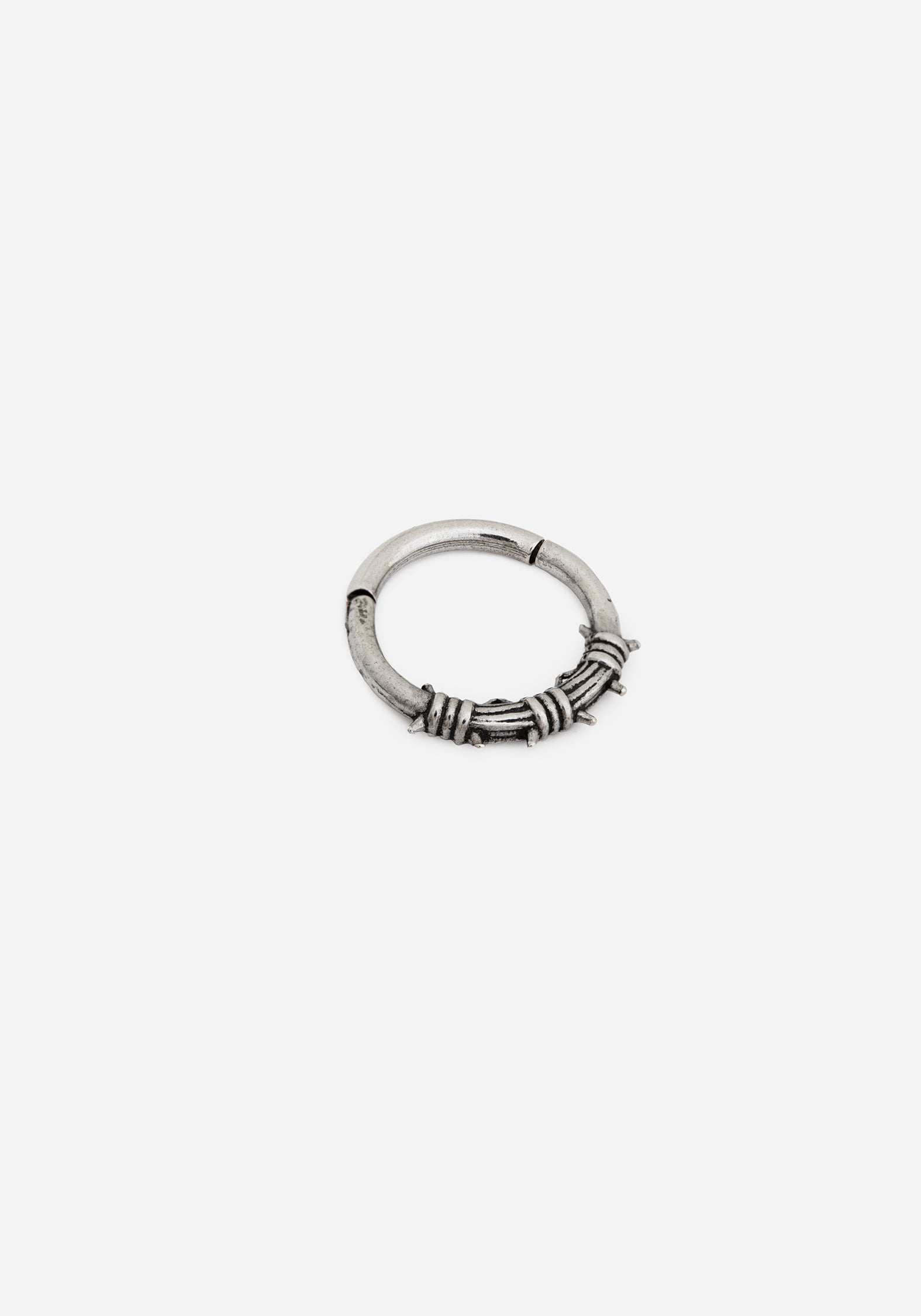 316L Stainless Steel Barbed Septum Ring | Echo Clicker Hinge