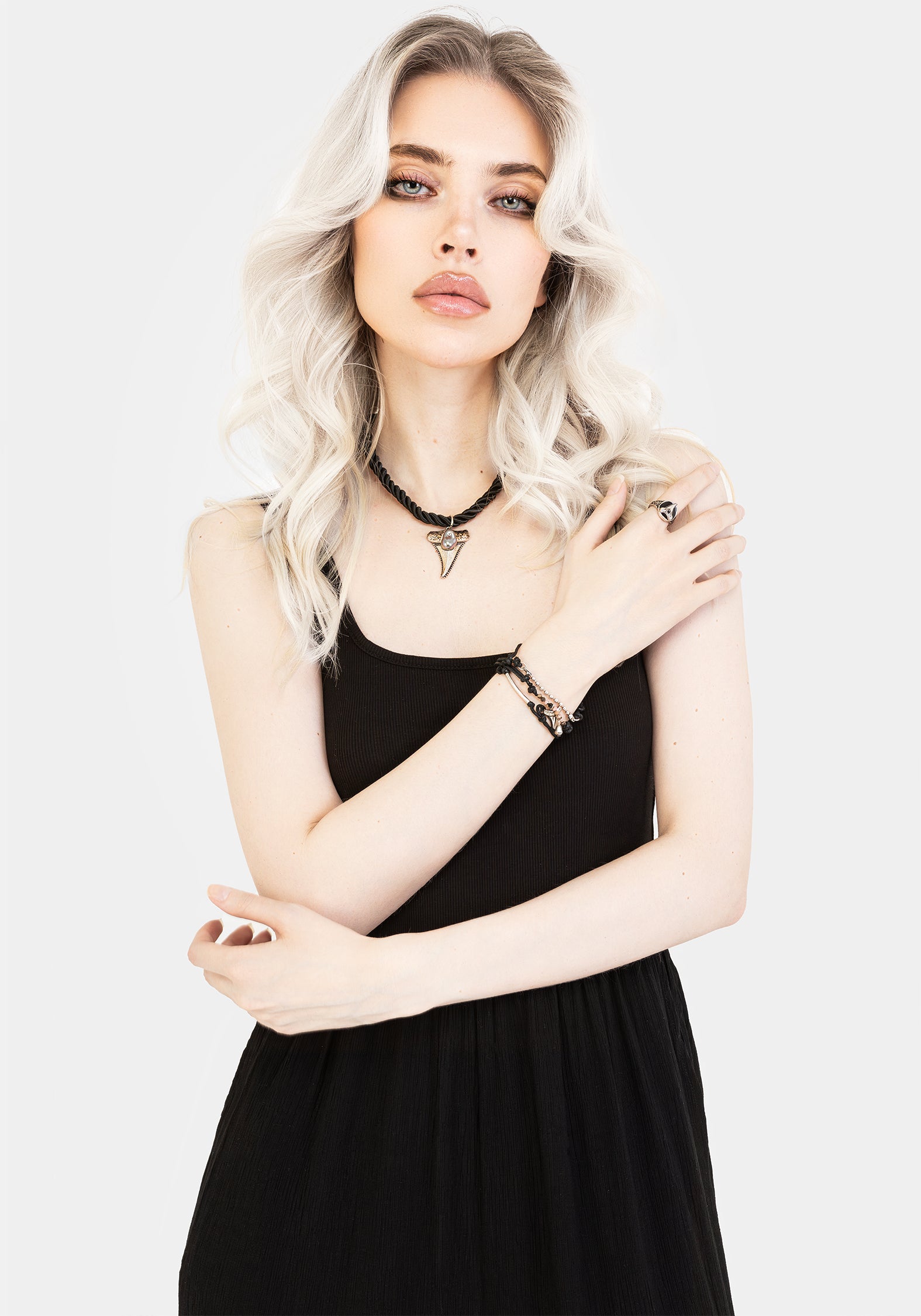 Silver Shark Tooth Necklace with Adjustable Rope Chain | Black & Faux Gem