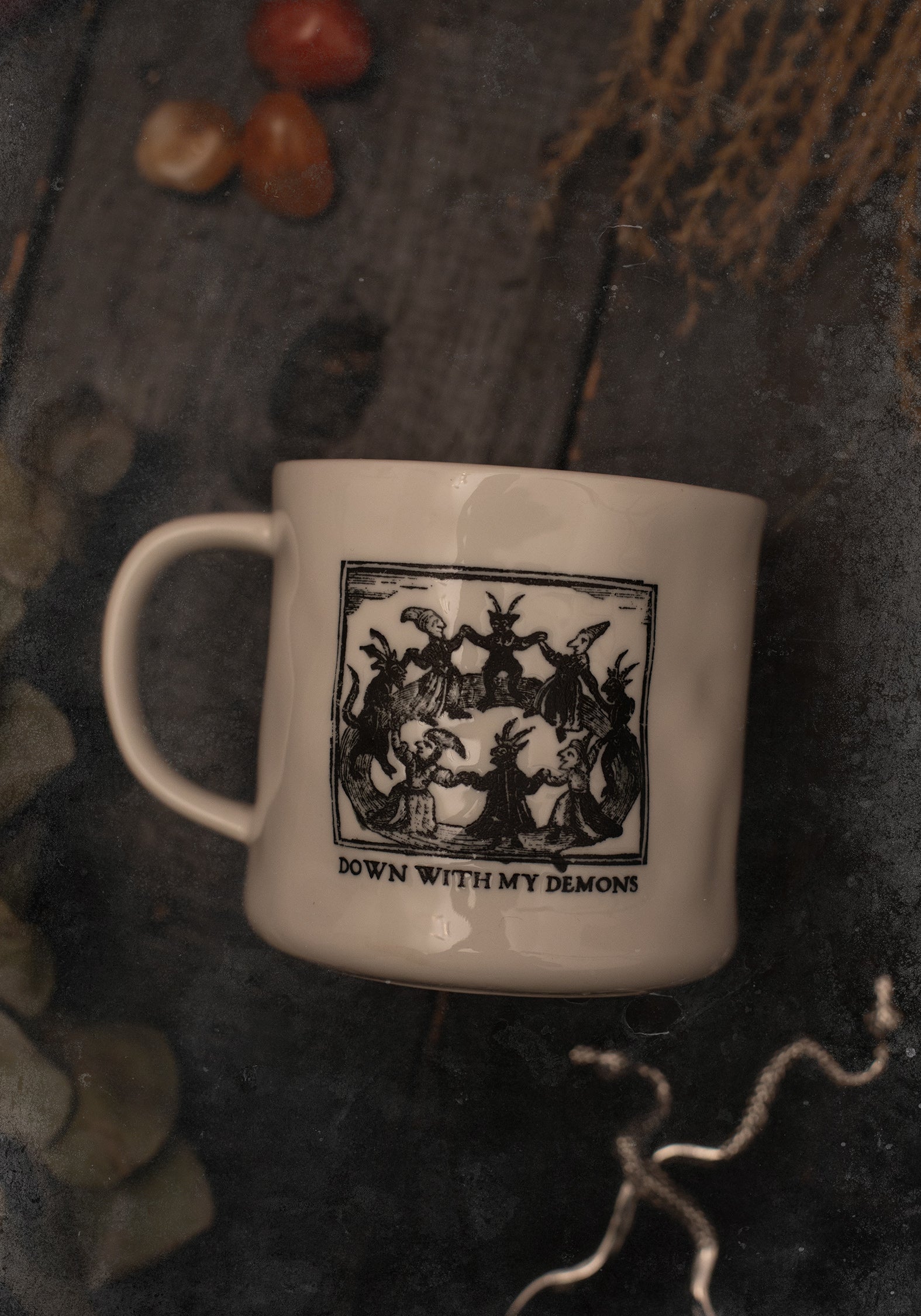 Hand-Wrought Demon Mug with 18th Century Woodcut Print | Ivory Speckled Finish