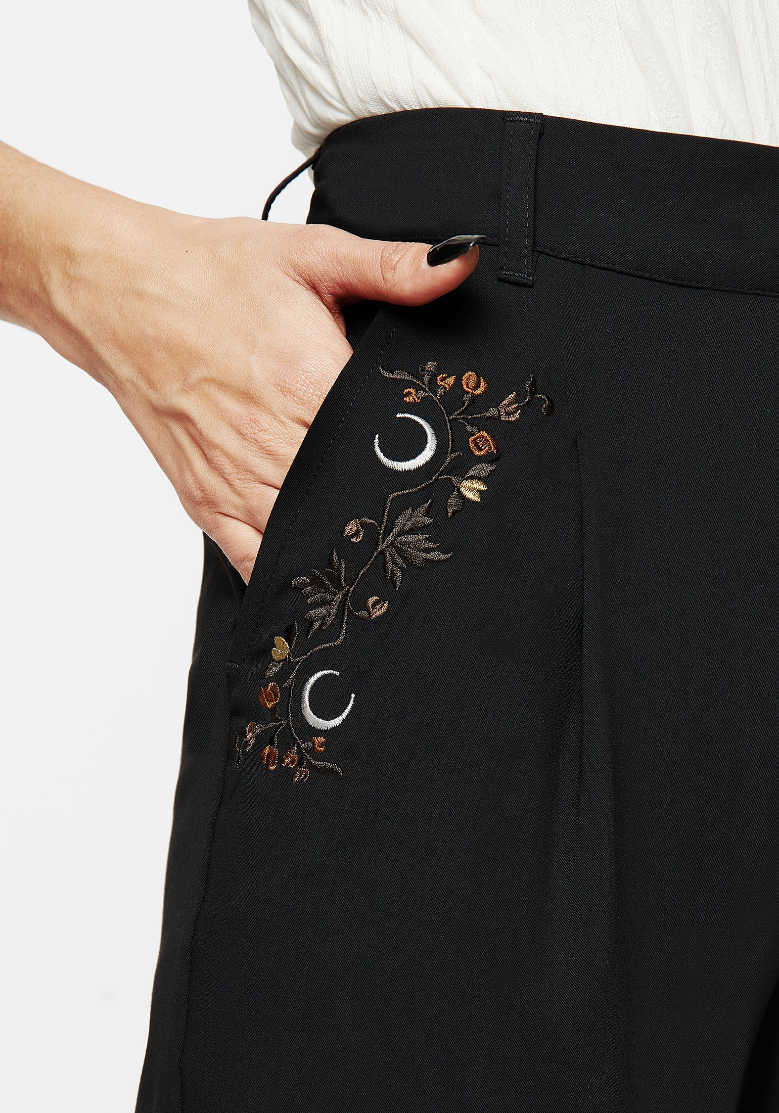 Embroidered Tapered Trousers with Floral Moon Design | Japonica