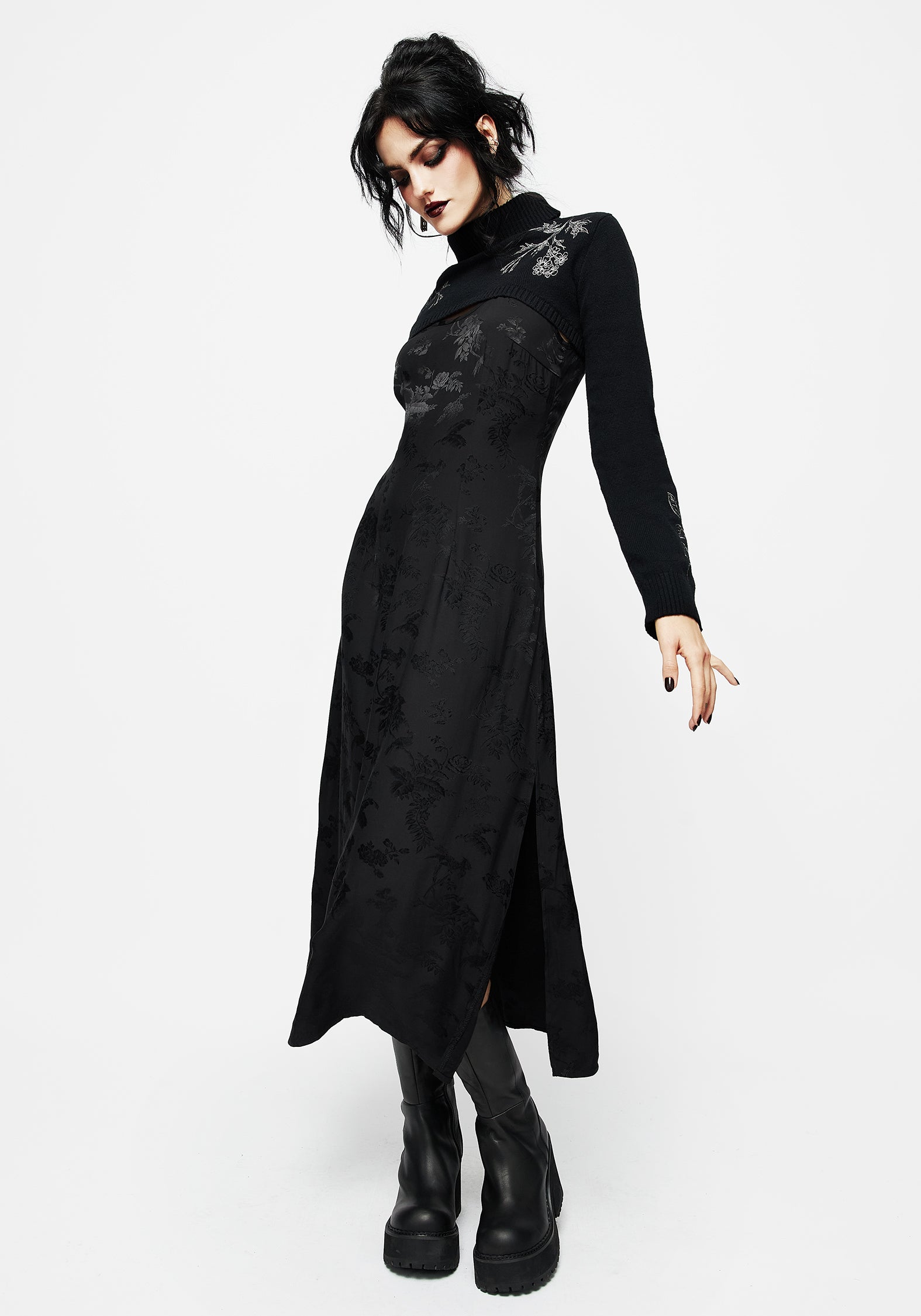 Black Floral Embroidered Crop Sweater | Amalthea