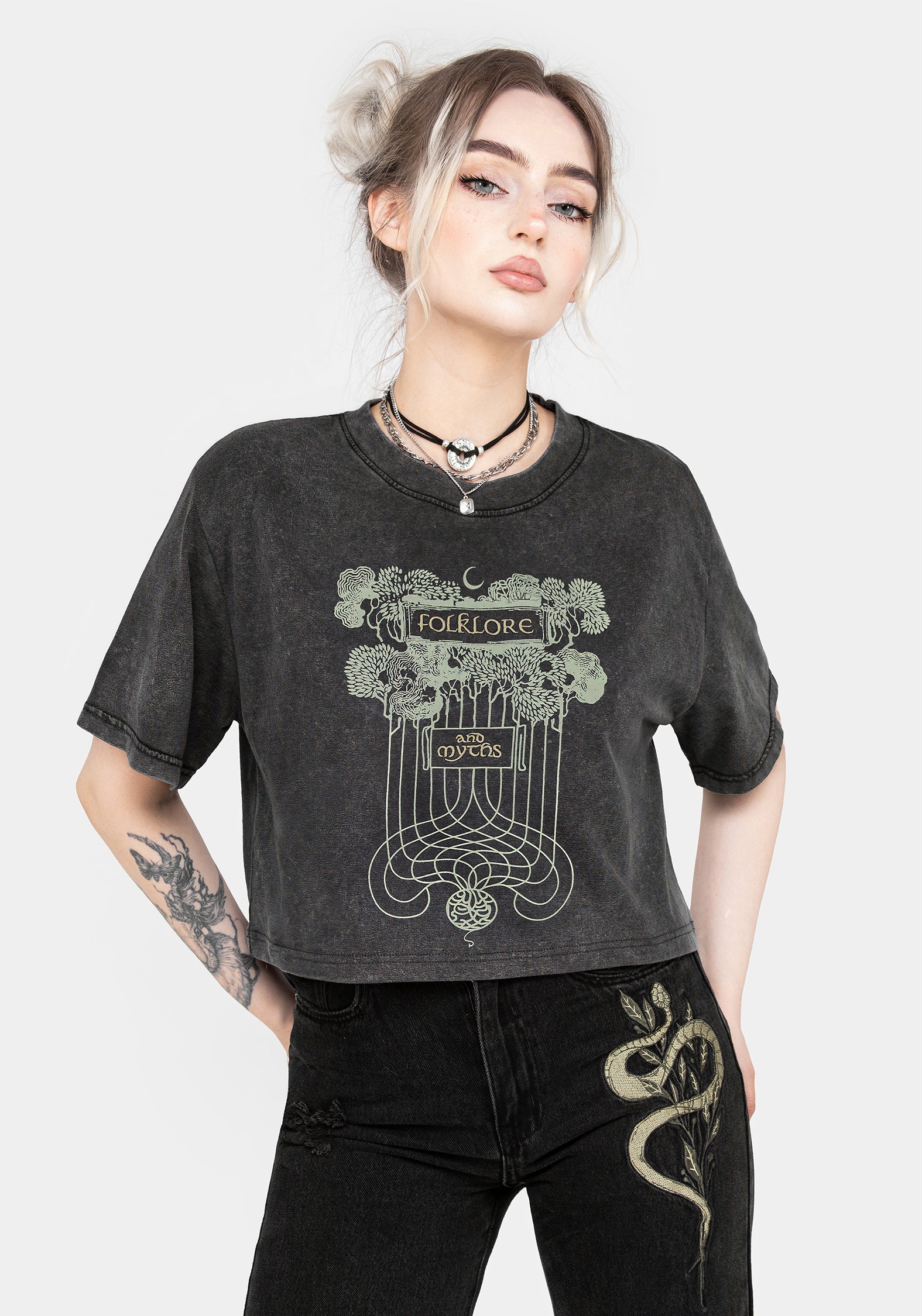Embroidered Boxy Crop T-Shirt in Washed Grey | Folklore