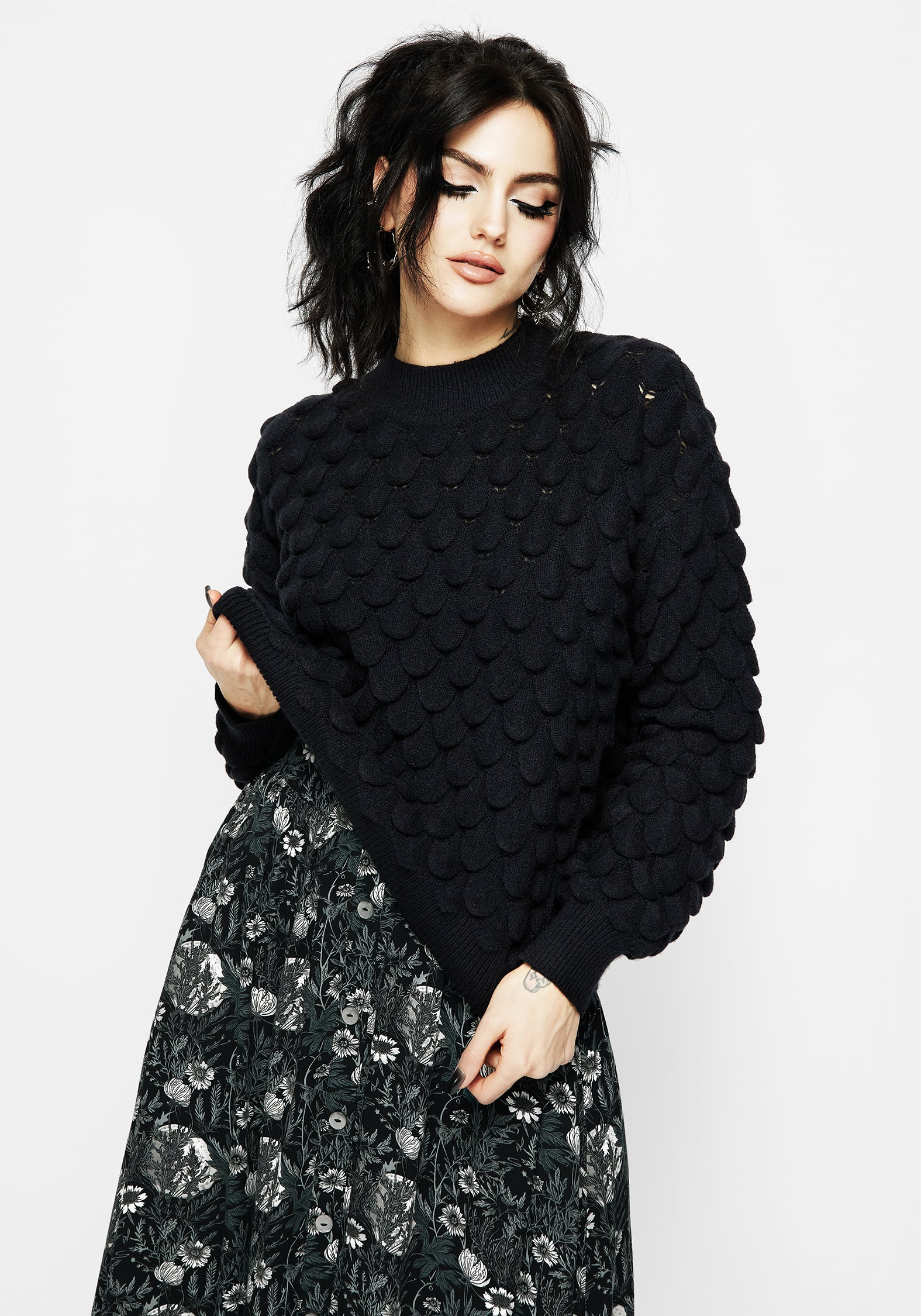 Chunky Knit Sweater with Mermaid Scale Texture | Undine