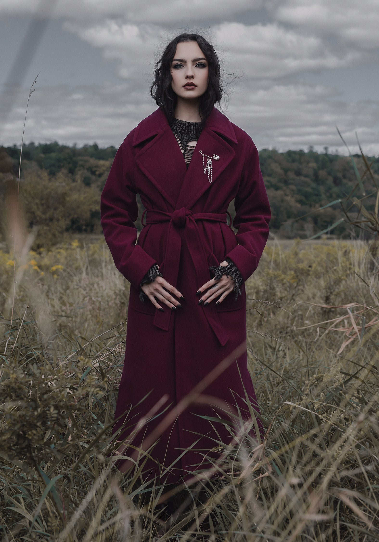 Oversized Red Wool Coat with Skull Brooch | Meltdown
