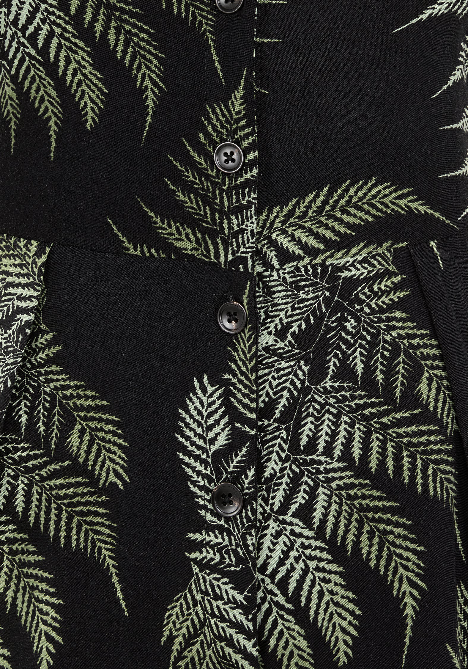 Black Fern Print Button-Up Apron Dress | Liubov